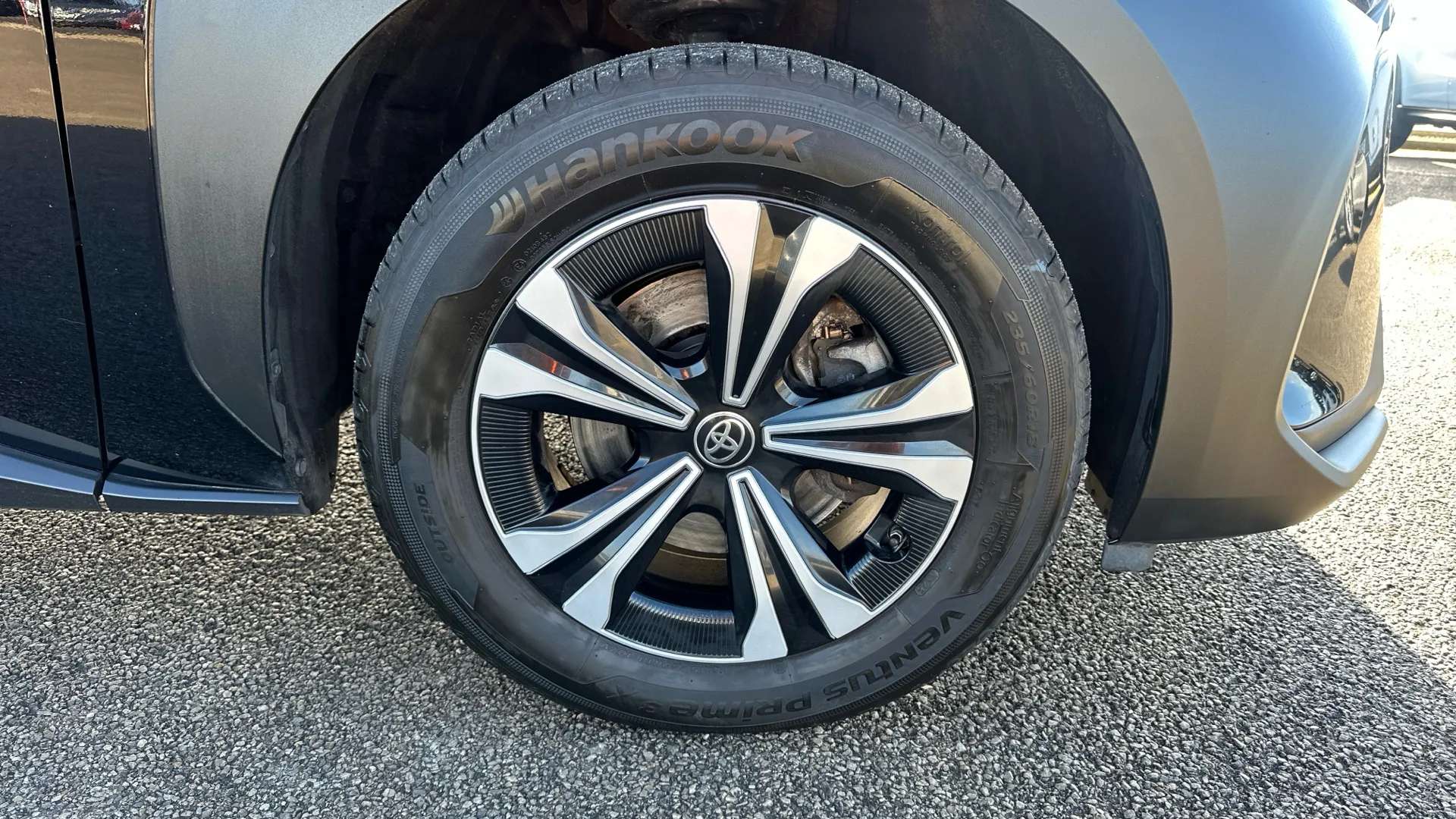 2024 TOYOTA BZ4X 2024 TOYOTA BZ4X