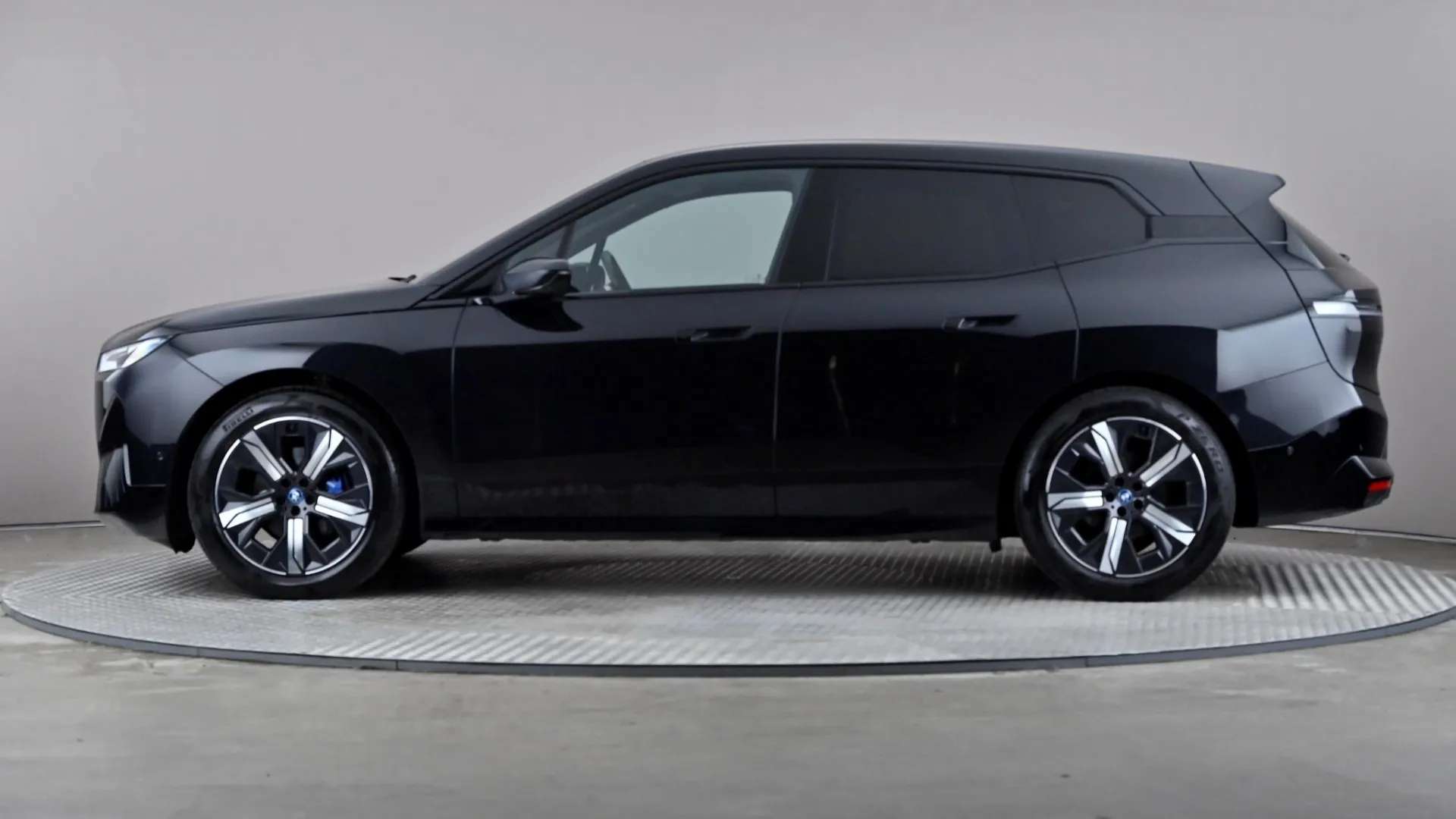 A 2022 BMW IX 240kW xDrive40 M Sport Edition 76.6kWh Auto A 2022 BMW IX 240kW xDrive40 M Sport Edition 76.6kWh Auto