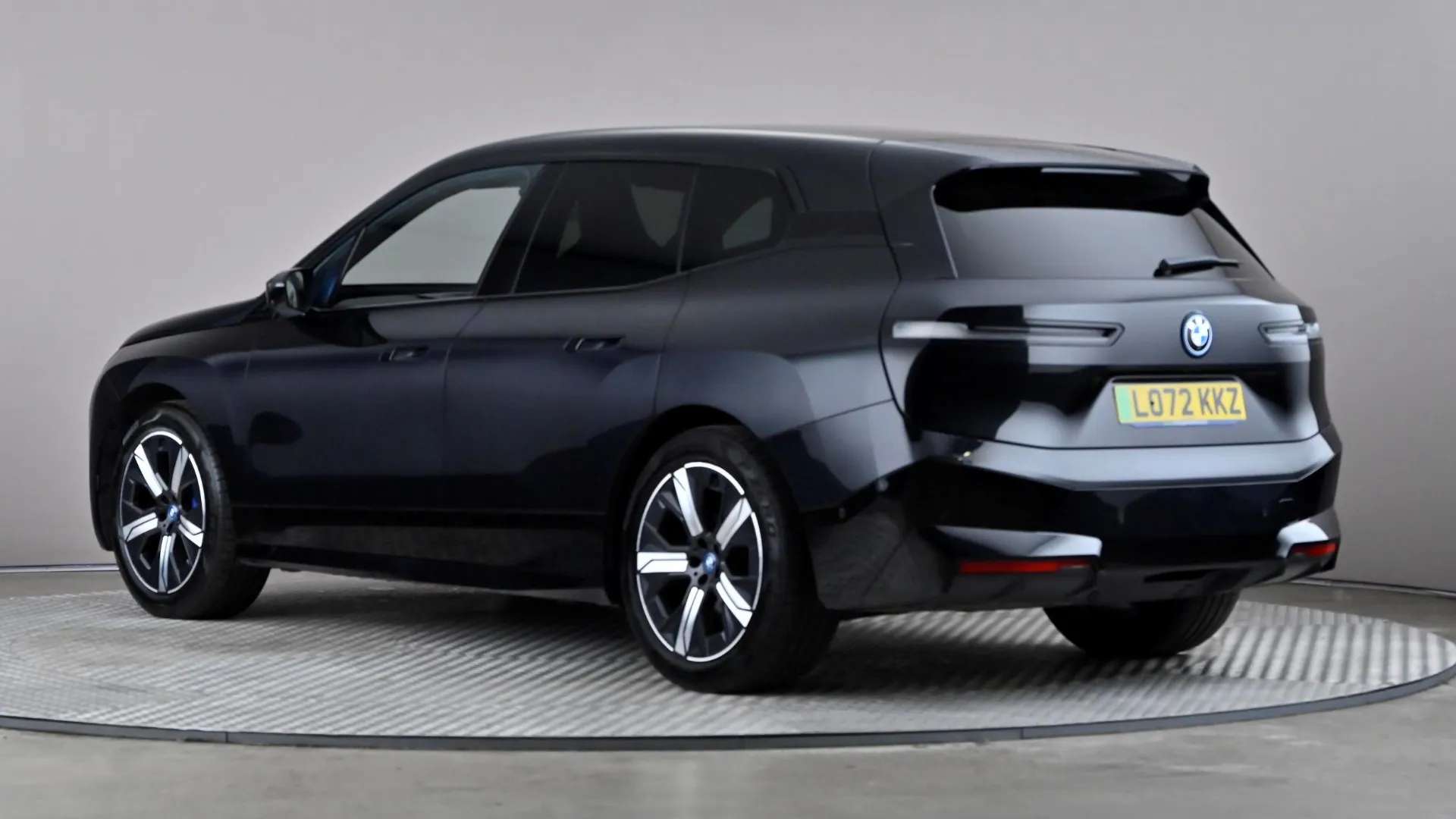 A 2022 BMW IX 240kW xDrive40 M Sport Edition 76.6kWh Auto A 2022 BMW IX 240kW xDrive40 M Sport Edition 76.6kWh Auto