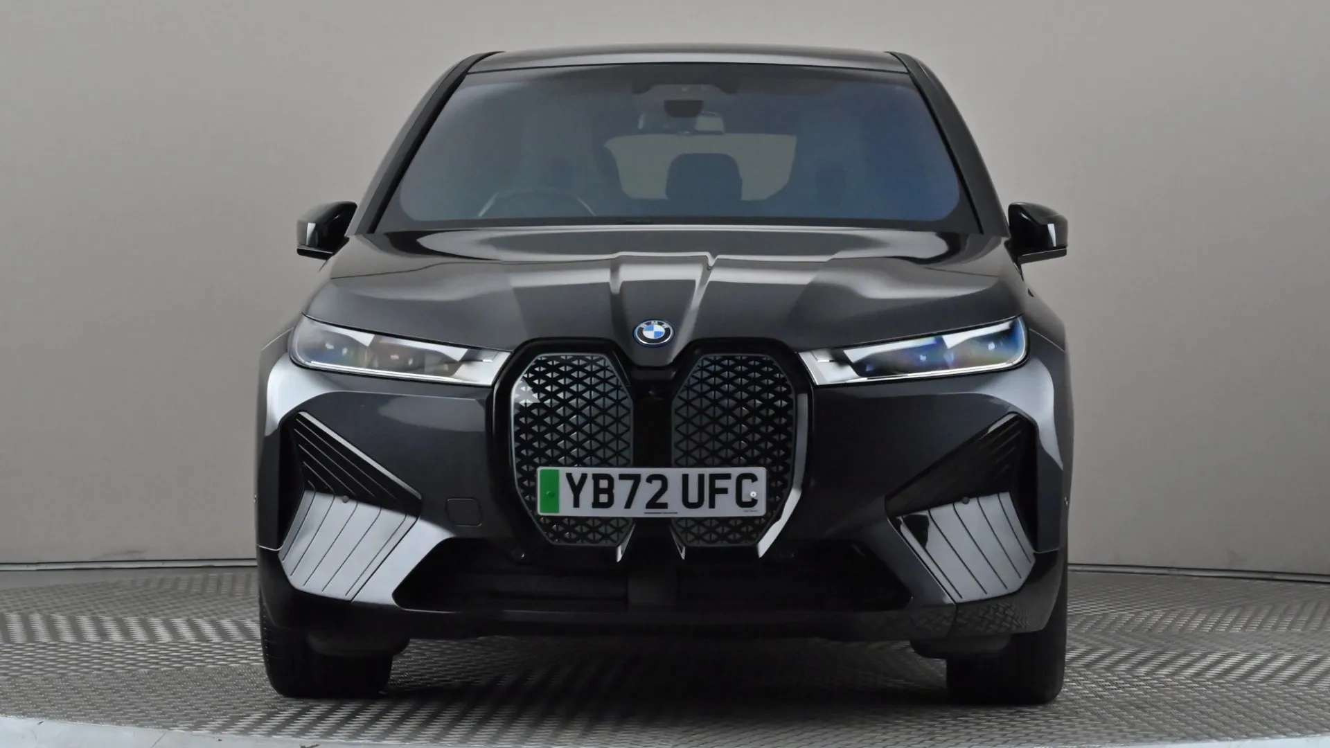 A 2022 BMW IX 240kW xDrive40 M Sport Edition 76.6kWh Auto A 2022 BMW IX 240kW xDrive40 M Sport Edition 76.6kWh Auto
