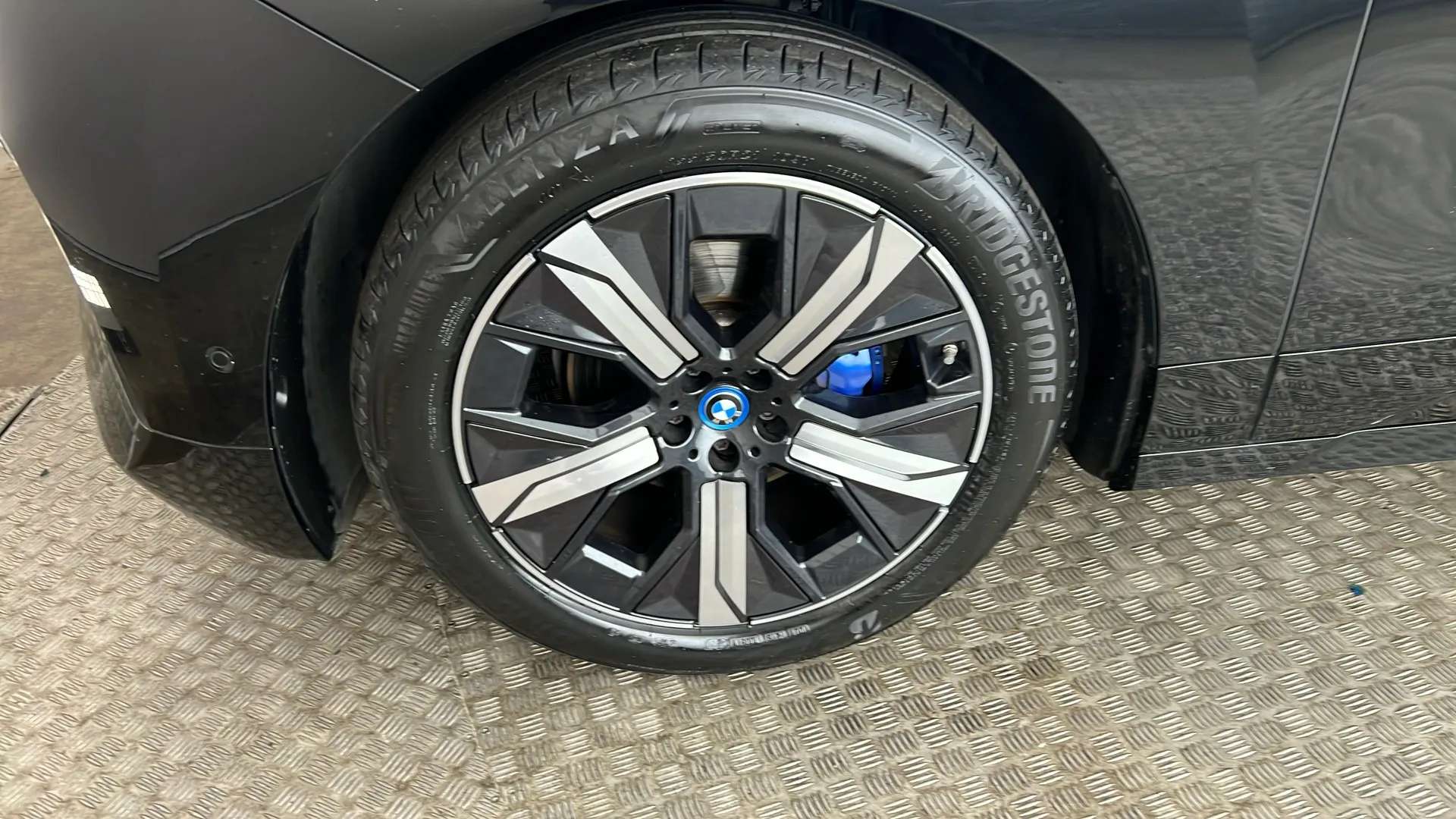 2022 BMW IX 2022 BMW IX