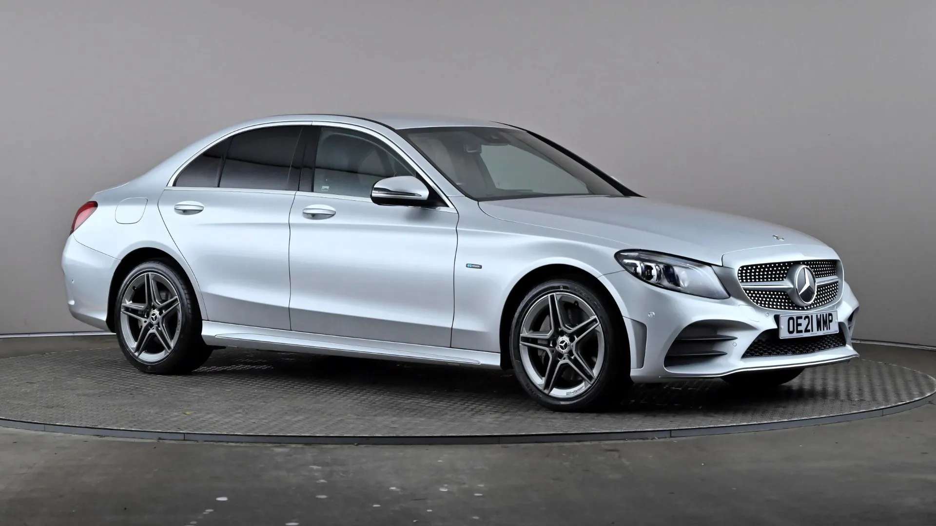 A 2021 MERCEDES-BENZ C CLASS C300de AMG Line Edition 9G-Tronic A 2021 MERCEDES-BENZ C CLASS C300de AMG Line Edition 9G-Tronic