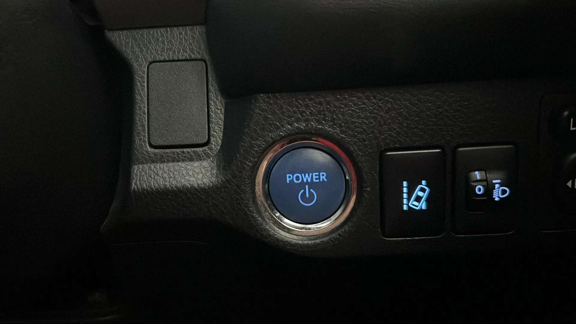 2018 TOYOTA RAV4 2018 TOYOTA RAV4