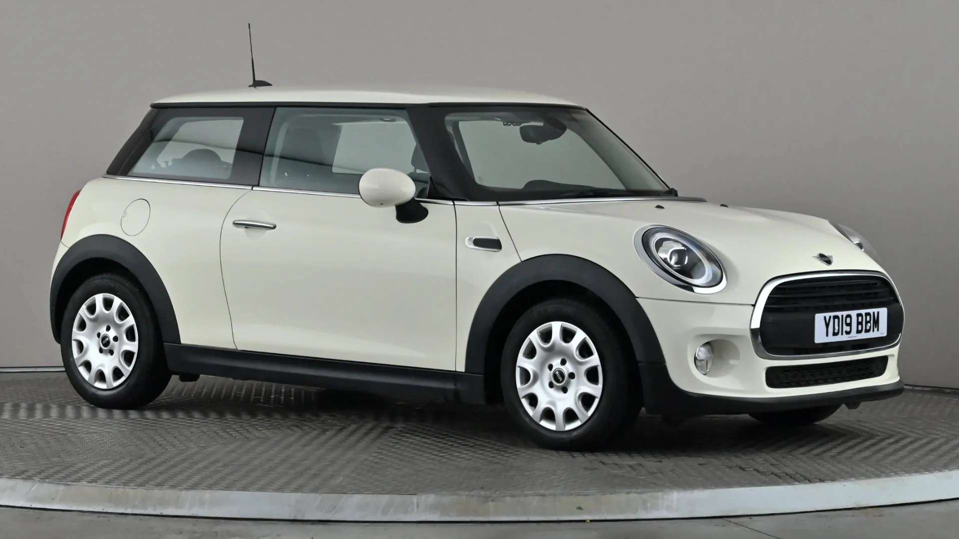 A 2019 MINI HATCH 1.5 One Classic II A 2019 MINI HATCH 1.5 One Classic II