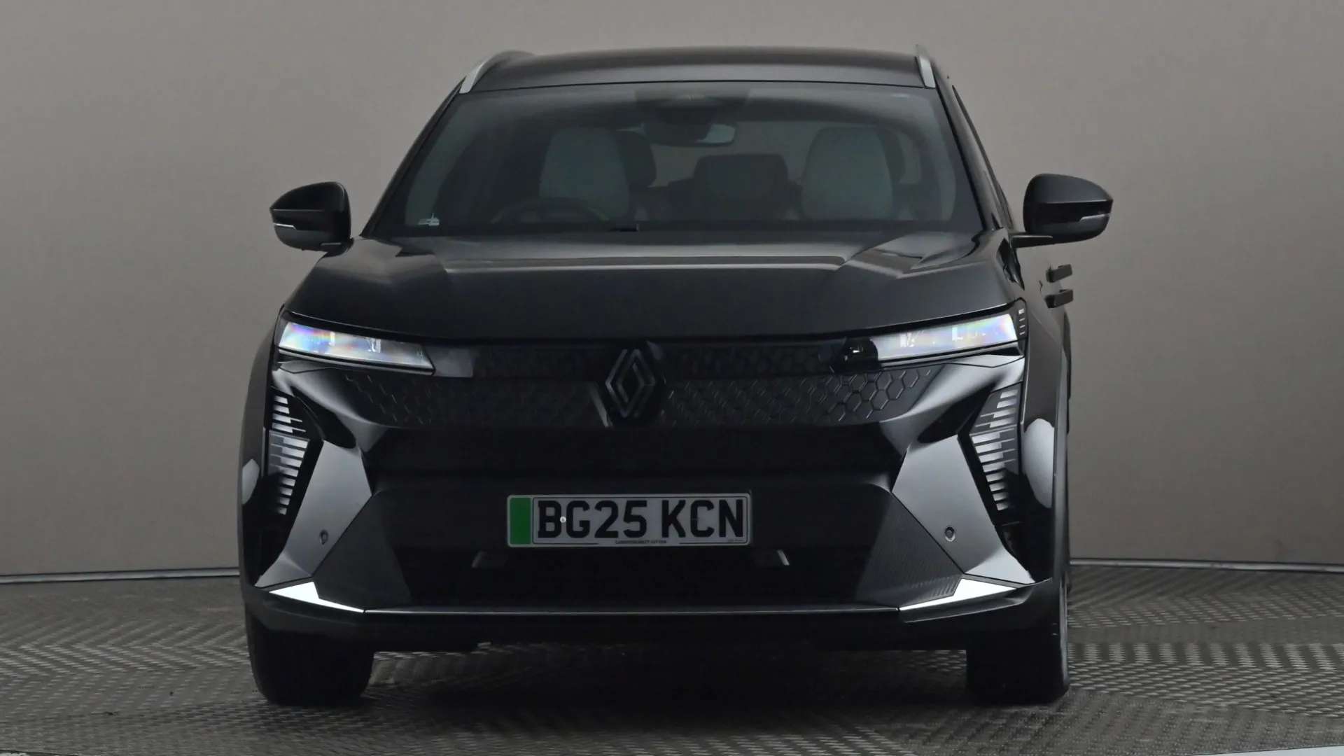 A 2025 RENAULT SCENIC E-TECH 160kW Techno 87kWh Long Range Auto A 2025 RENAULT SCENIC E-TECH 160kW Techno 87kWh Long Range Auto