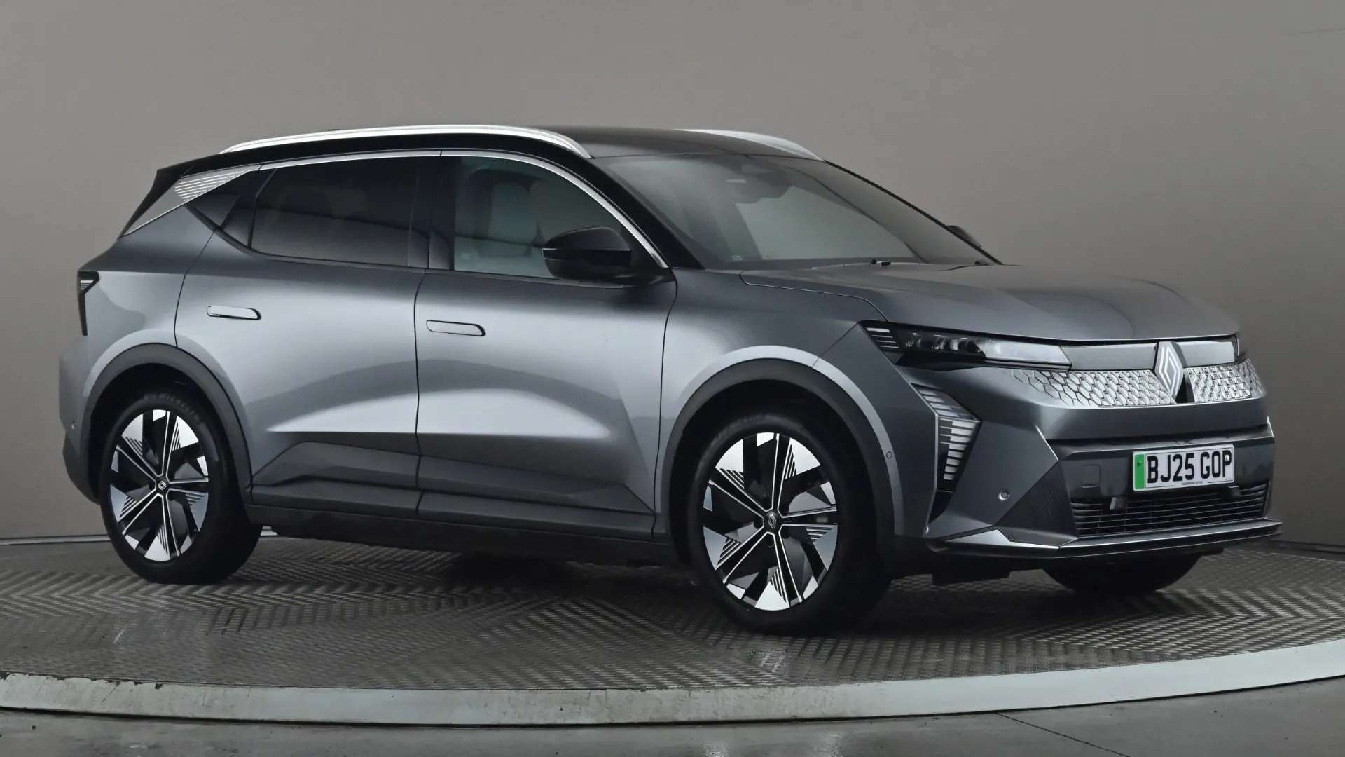 A 2025 RENAULT SCENIC E-TECH 160kW Techno 87kWh Long Range Auto A 2025 RENAULT SCENIC E-TECH 160kW Techno 87kWh Long Range Auto