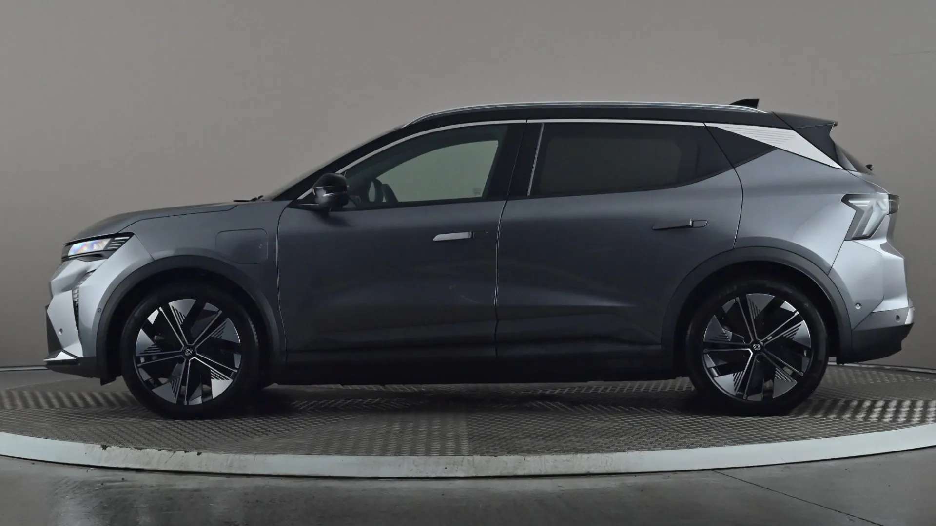 A 2025 RENAULT SCENIC E-TECH 160kW Techno 87kWh Long Range Auto A 2025 RENAULT SCENIC E-TECH 160kW Techno 87kWh Long Range Auto