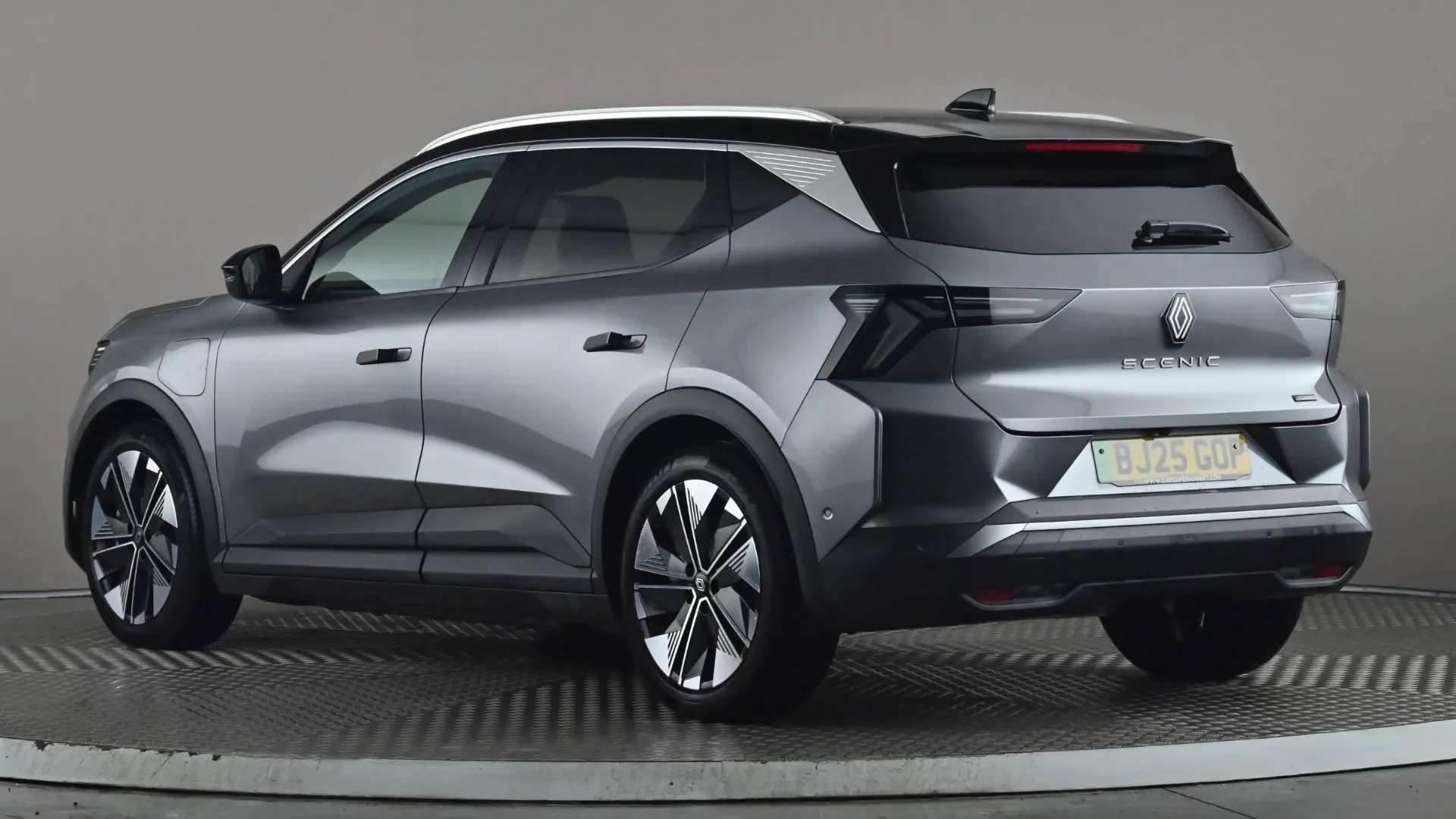 A 2025 RENAULT SCENIC E-TECH 160kW Techno 87kWh Long Range Auto A 2025 RENAULT SCENIC E-TECH 160kW Techno 87kWh Long Range Auto