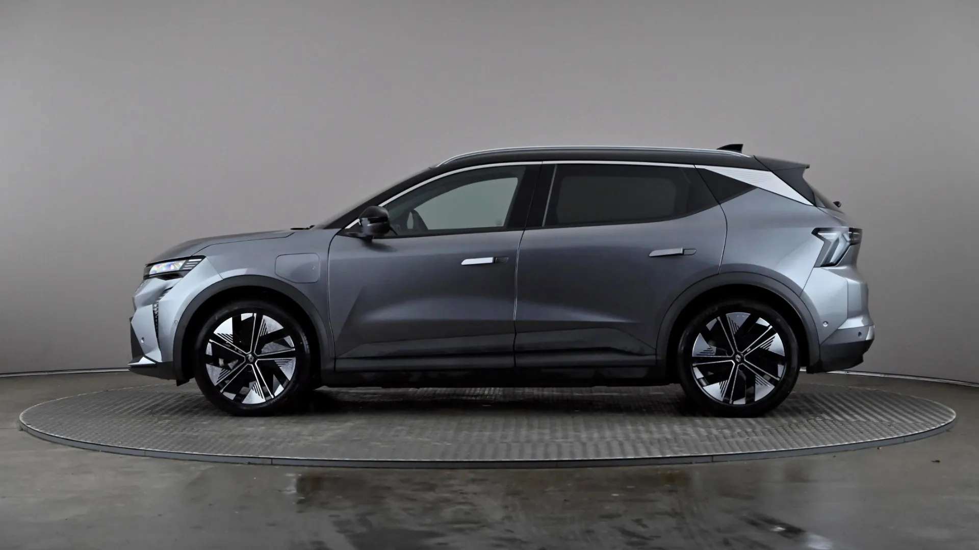 A 2024 RENAULT SCENIC E-TECH 160kW Techno 87kWh Long Range Auto A 2024 RENAULT SCENIC E-TECH 160kW Techno 87kWh Long Range Auto