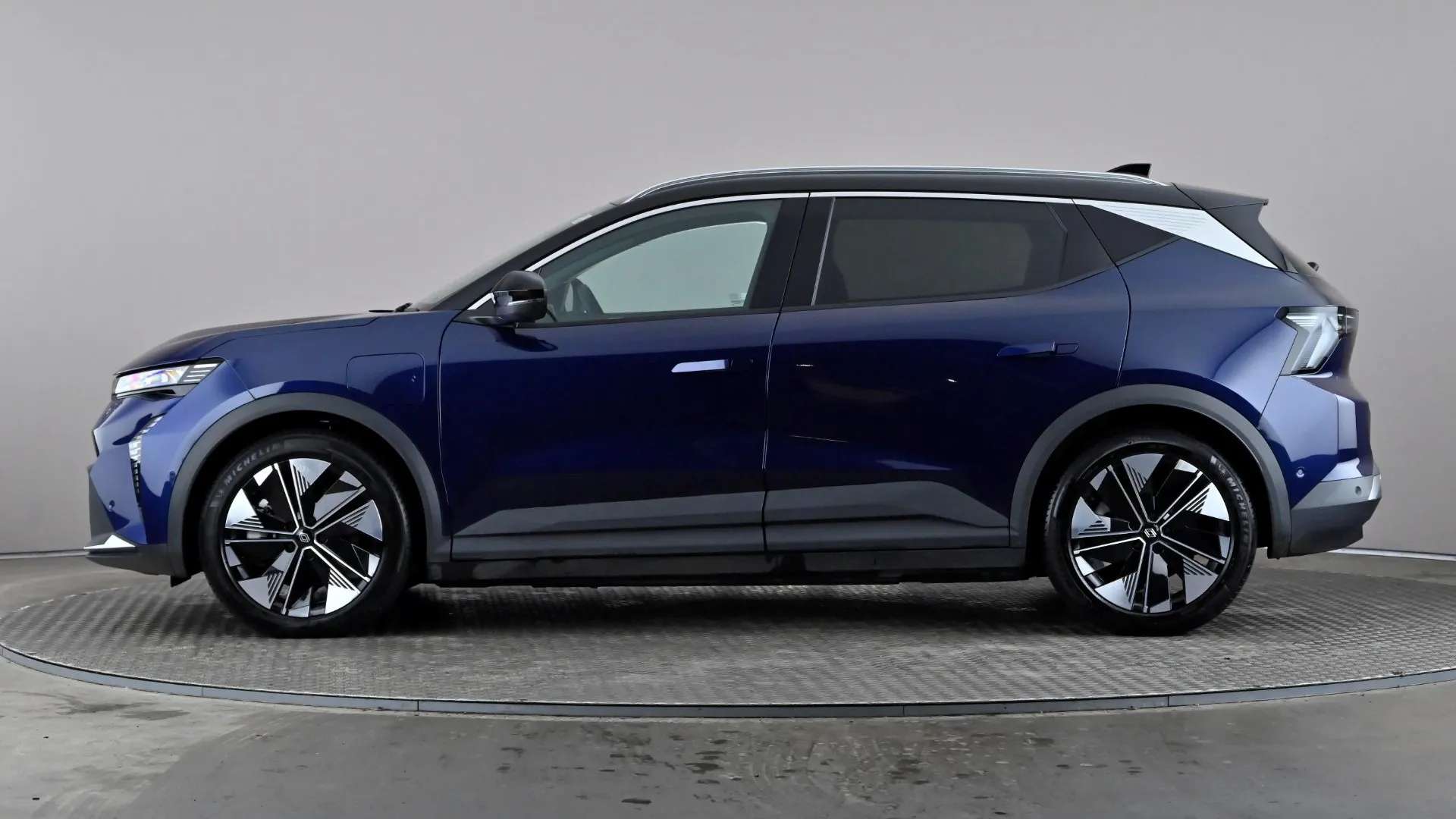 A 2025 RENAULT SCENIC E-TECH 160kW Techno 87kWh Long Range Auto A 2025 RENAULT SCENIC E-TECH 160kW Techno 87kWh Long Range Auto