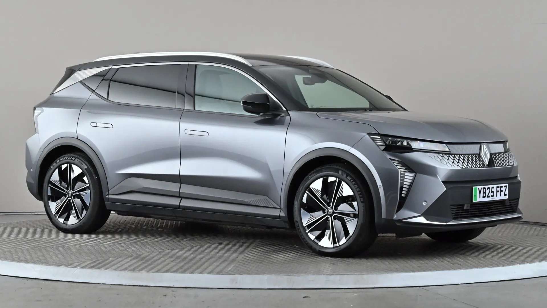 A 2025 RENAULT SCENIC E-TECH 160kW Techno 87kWh Long Range Auto A 2025 RENAULT SCENIC E-TECH 160kW Techno 87kWh Long Range Auto
