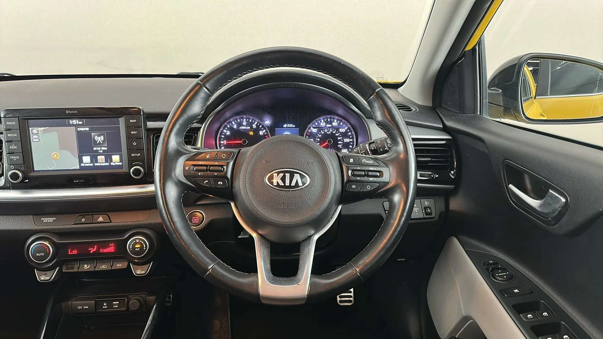 2020 KIA STONIC 2020 KIA STONIC