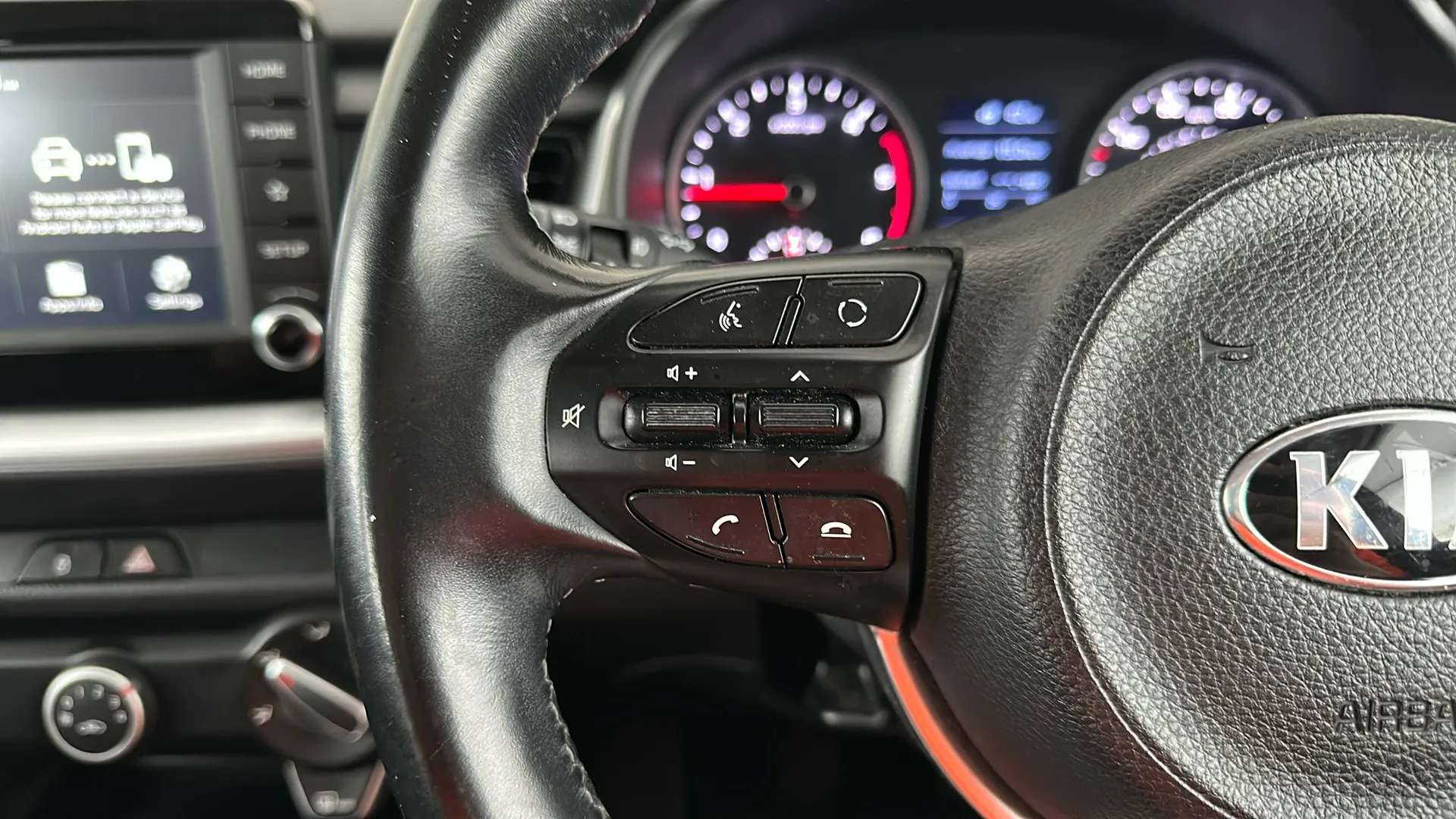 2018 KIA STONIC 2018 KIA STONIC