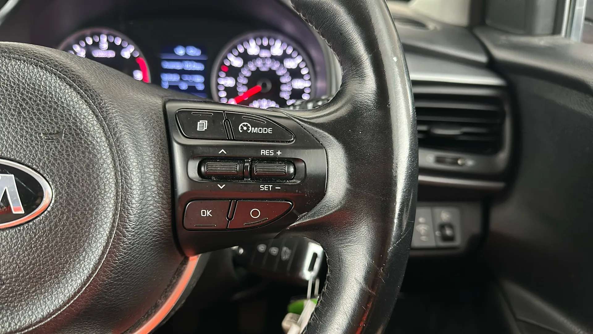 2018 KIA STONIC 2018 KIA STONIC