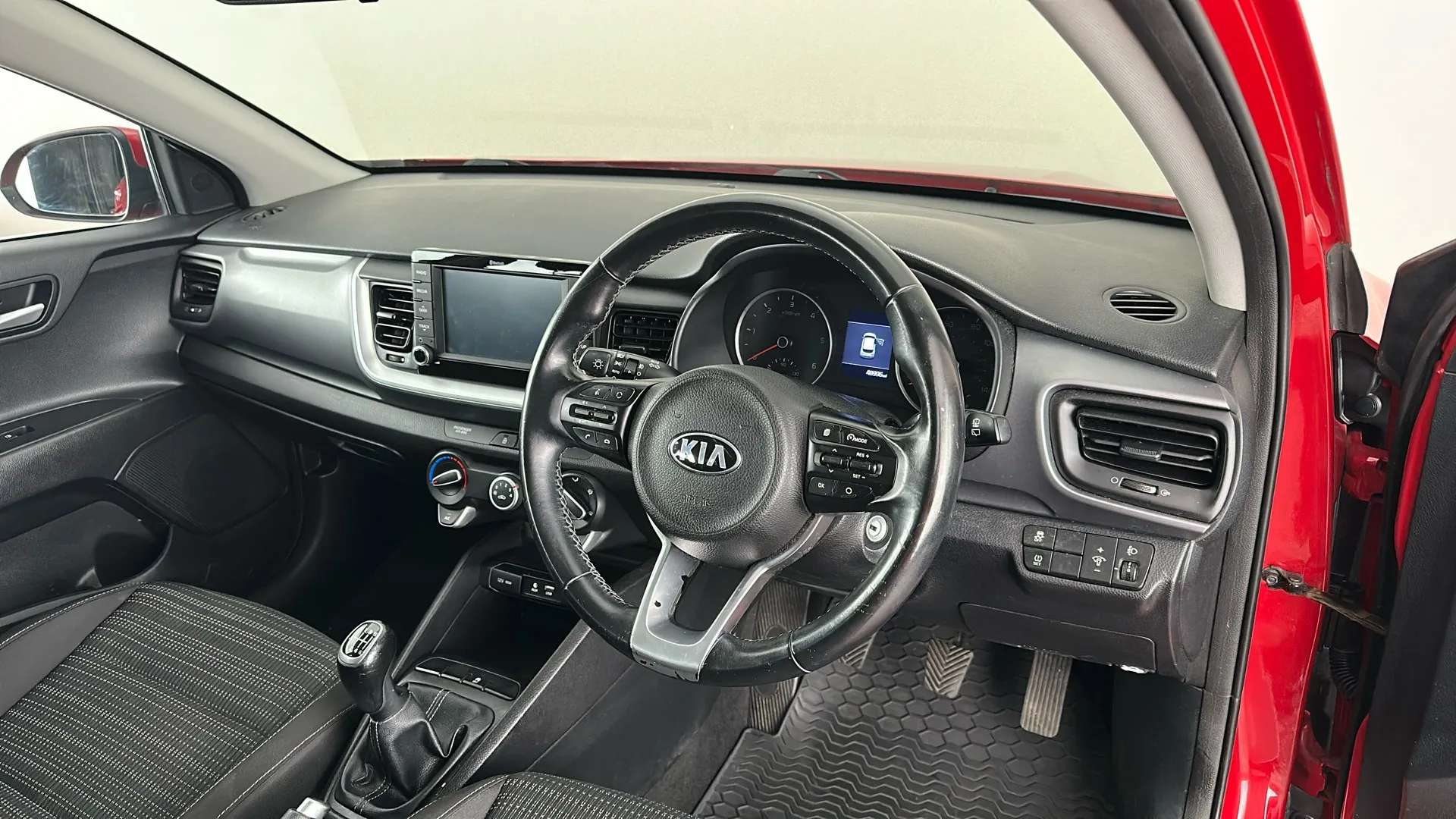2018 KIA STONIC 2018 KIA STONIC
