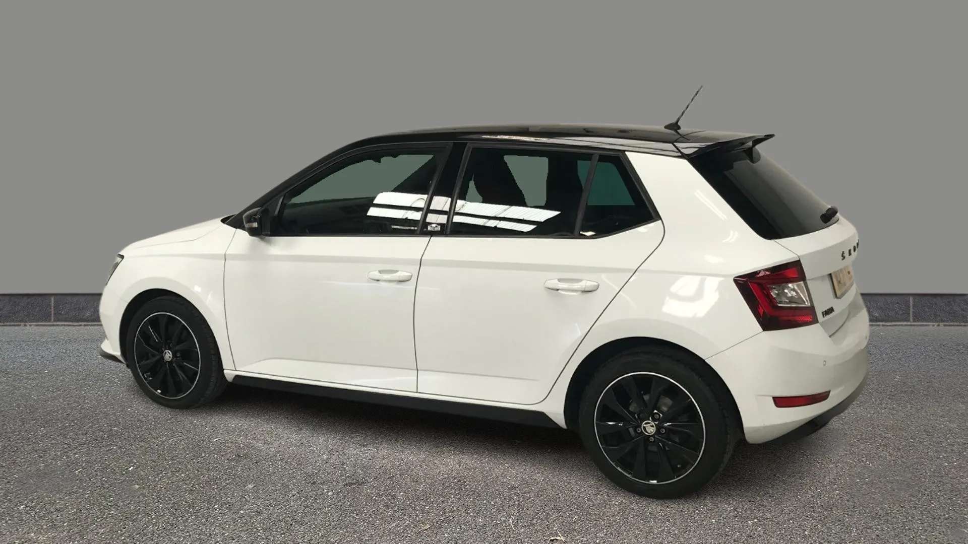A 2021 SKODA FABIA 1.0 TSI Monte Carlo DSG A 2021 SKODA FABIA 1.0 TSI Monte Carlo DSG