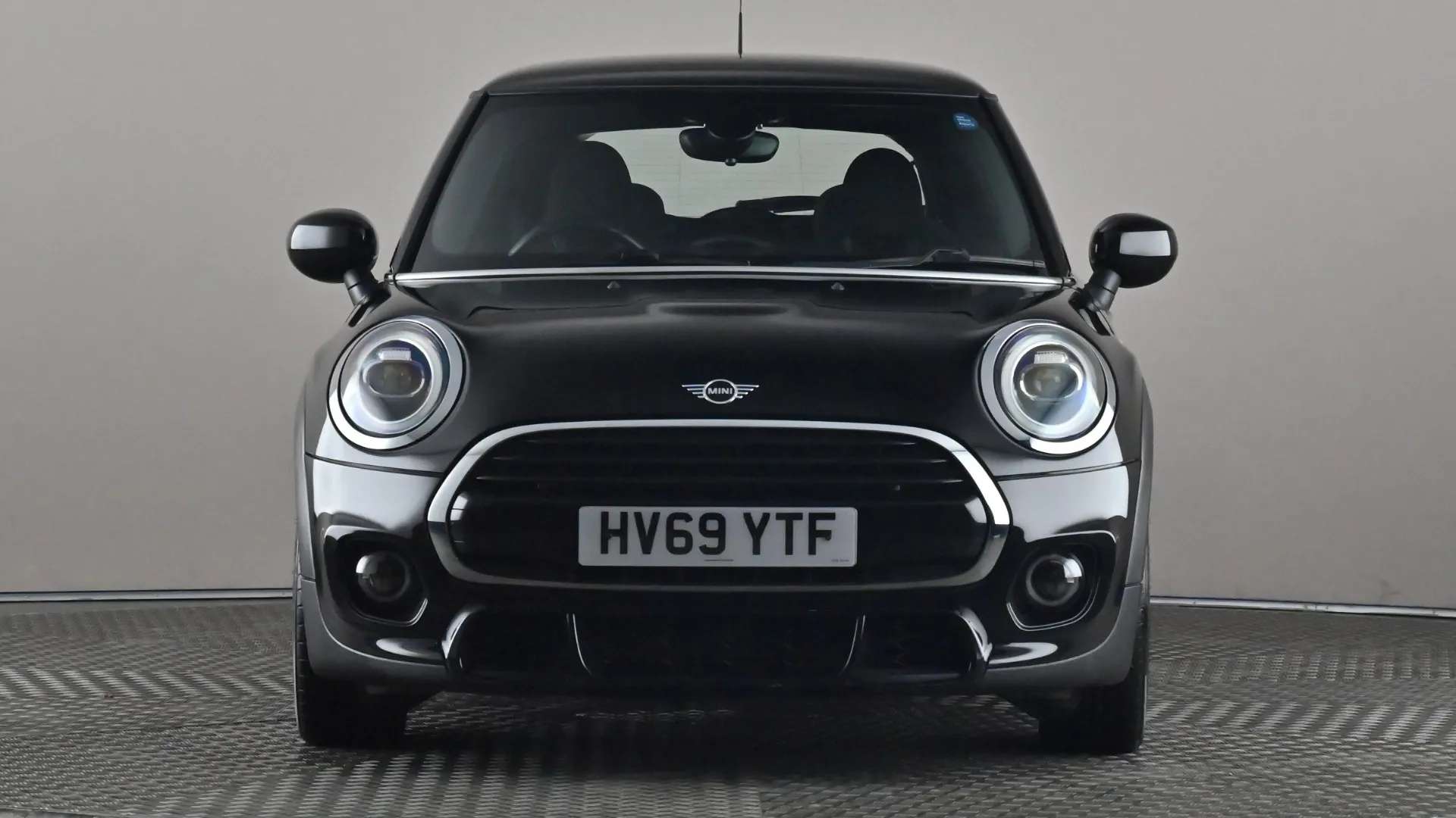 A 2019 MINI HATCH 1.5 Cooper Sport II A 2019 MINI HATCH 1.5 Cooper Sport II