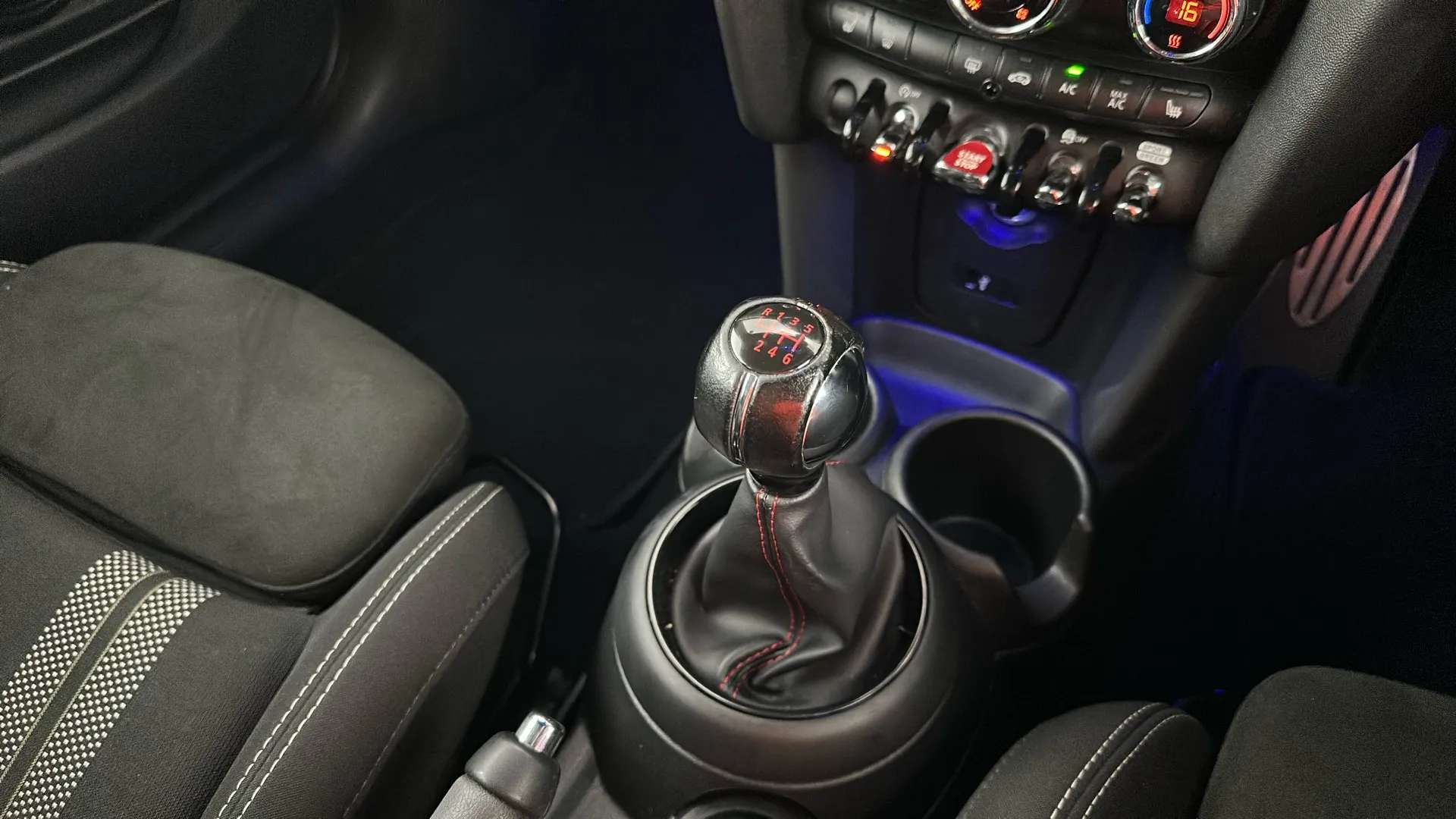 2019 MINI HATCH 2019 MINI HATCH