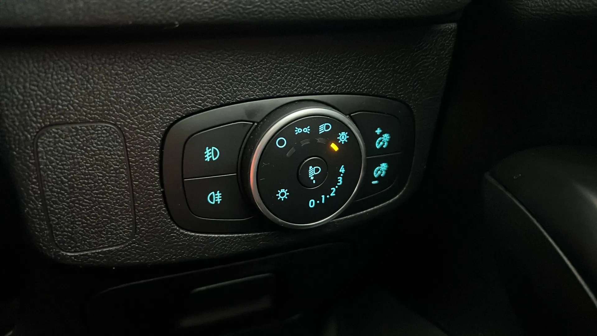 2018 FORD FOCUS 2018 FORD FOCUS