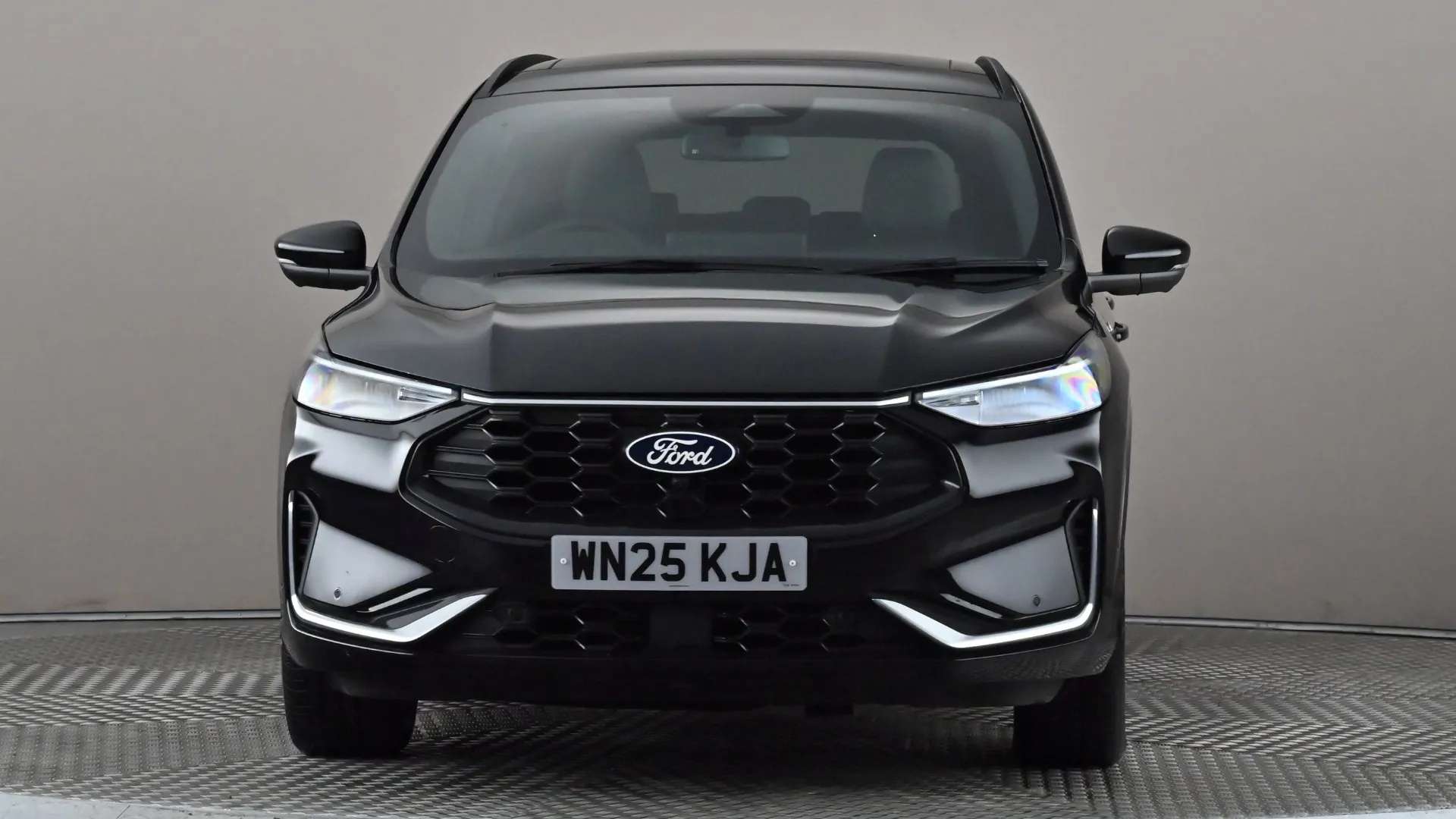 A 2025 FORD KUGA 1.5 EcoBoost ST-Line X A 2025 FORD KUGA 1.5 EcoBoost ST-Line X