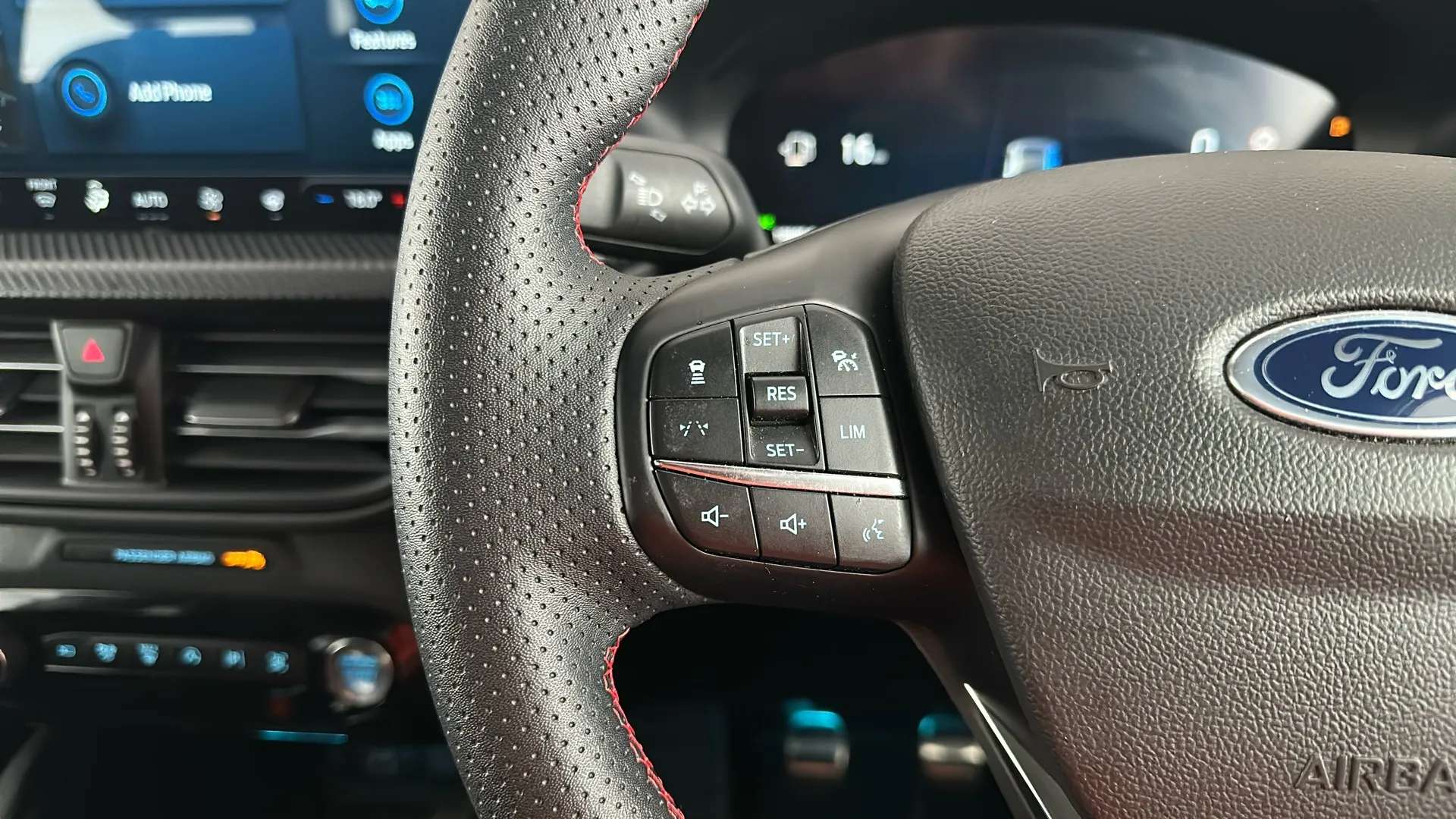 2025 FORD KUGA 2025 FORD KUGA