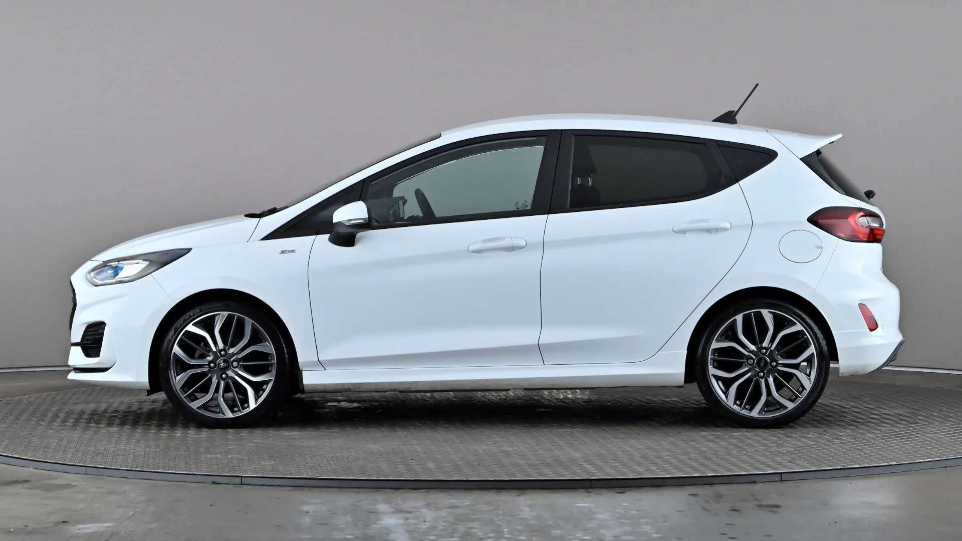 A 2022 FORD FIESTA 1.0 EcoBoost ST-Line X A 2022 FORD FIESTA 1.0 EcoBoost ST-Line X