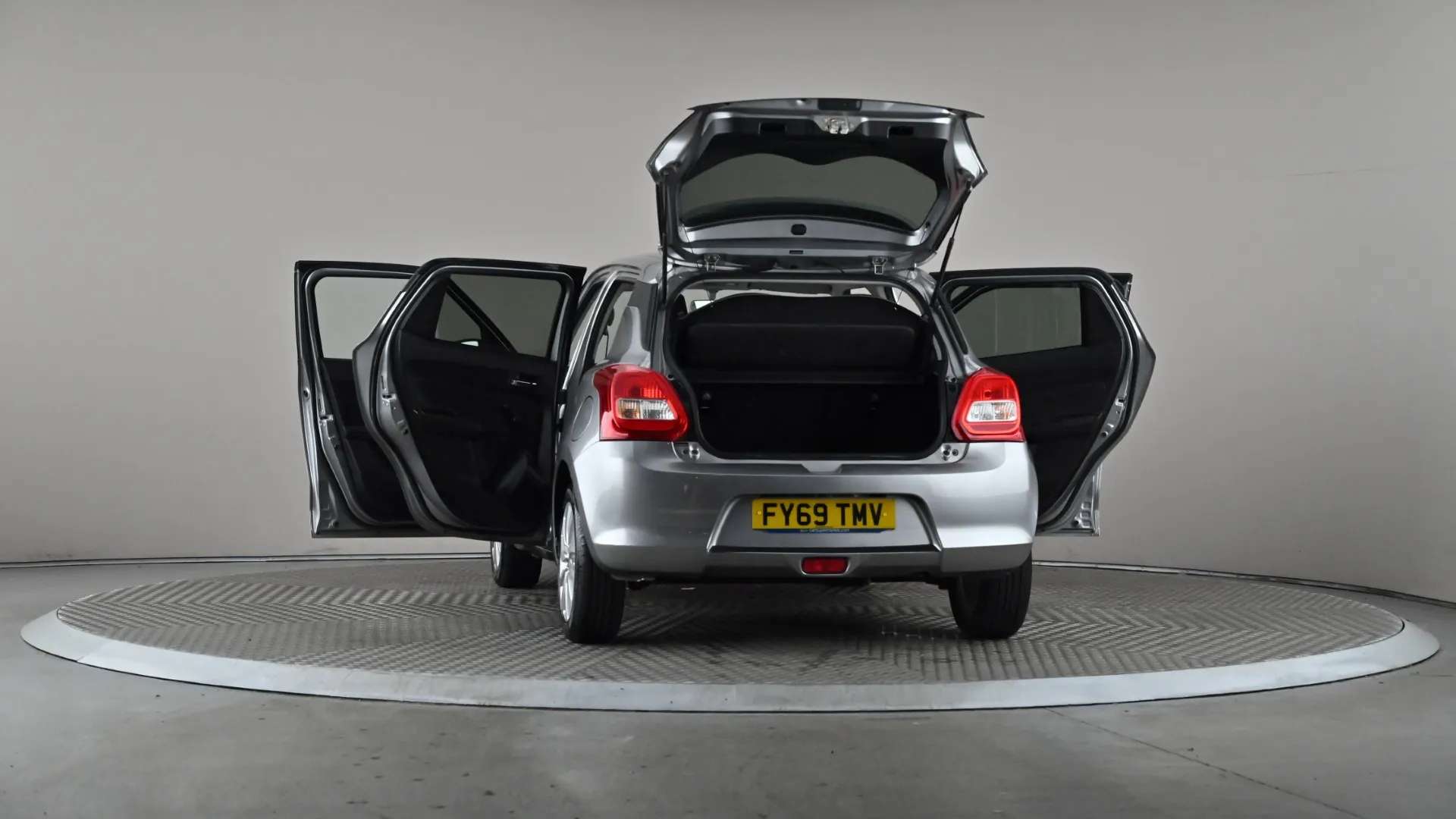2020 SUZUKI SWIFT 2020 SUZUKI SWIFT