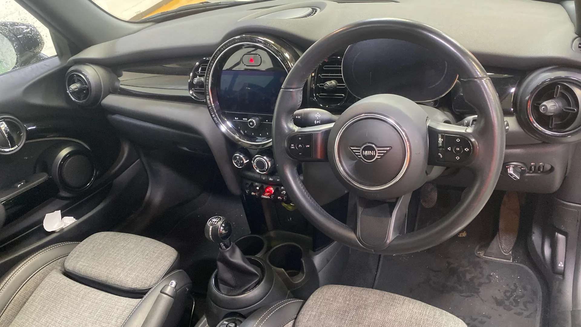 2021 MINI CONVERTIBLE 2021 MINI CONVERTIBLE