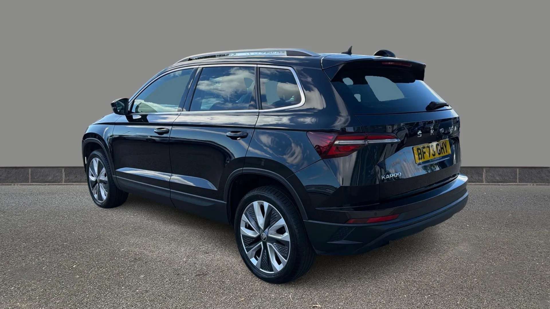A 2023 SKODA KAROQ 1.0 TSI SE L A 2023 SKODA KAROQ 1.0 TSI SE L
