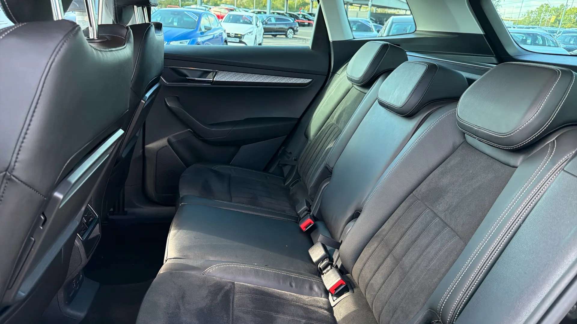 2023 SKODA KAROQ 2023 SKODA KAROQ