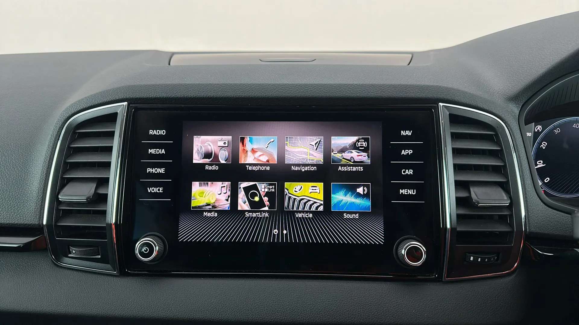 2022 SKODA KAROQ 2022 SKODA KAROQ