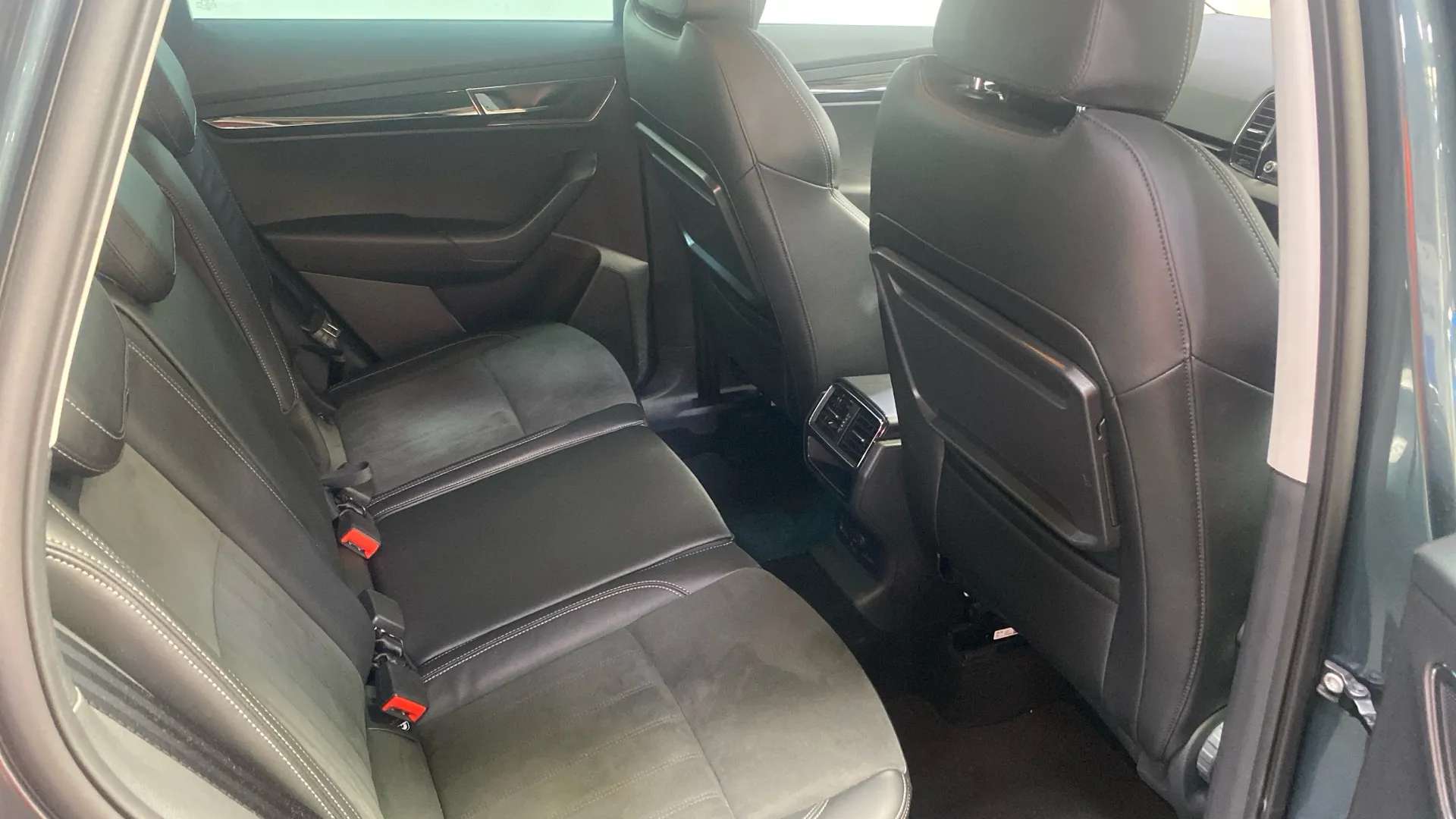 2020 SKODA KAROQ 2020 SKODA KAROQ