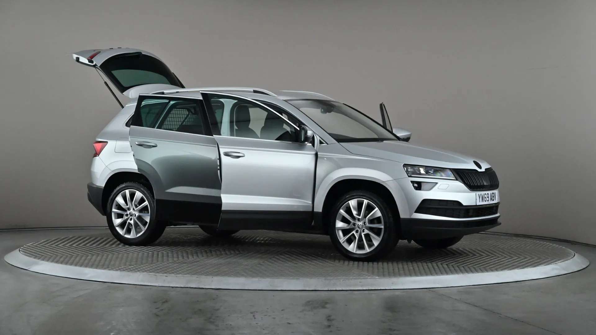 2020 SKODA KAROQ 2020 SKODA KAROQ