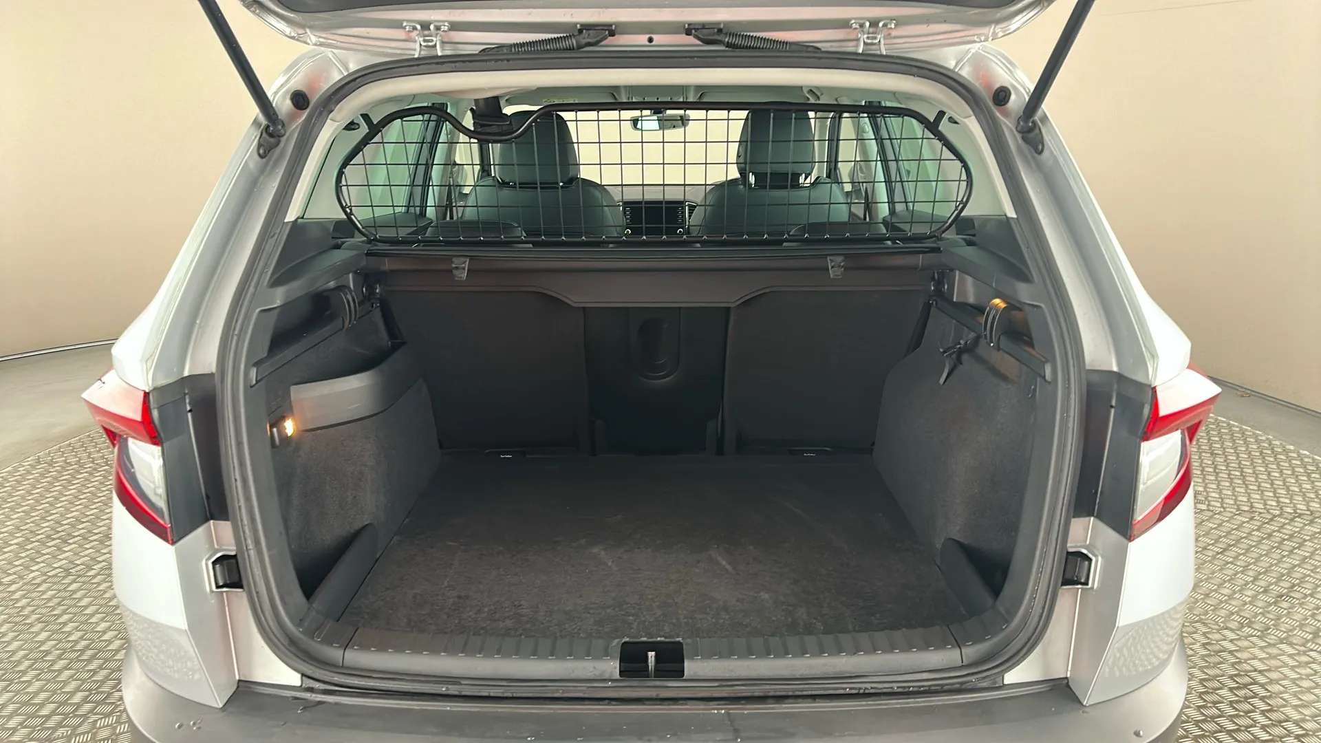 2020 SKODA KAROQ 2020 SKODA KAROQ