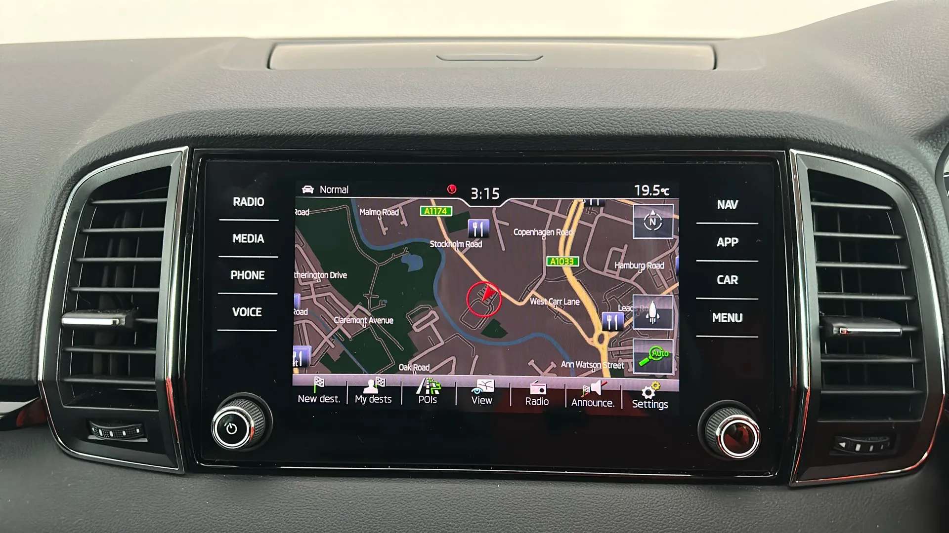 2020 SKODA KAROQ 2020 SKODA KAROQ