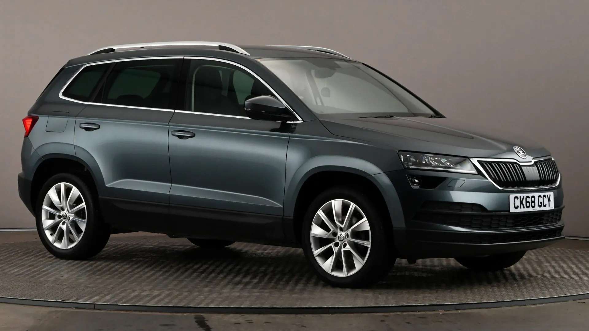 A 2018 SKODA KAROQ 1.6 TDI SE L A 2018 SKODA KAROQ 1.6 TDI SE L
