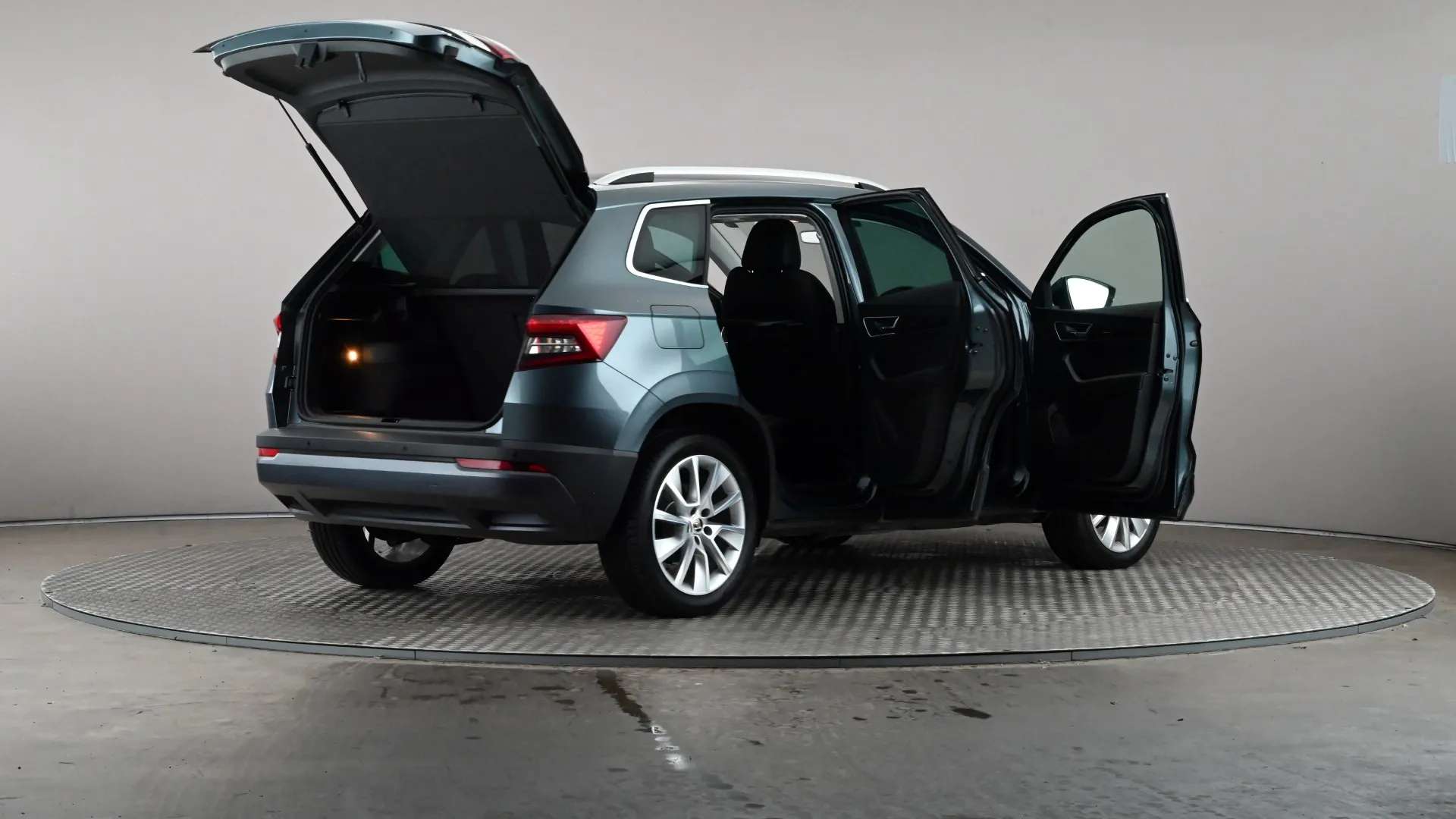 2018 SKODA KAROQ 2018 SKODA KAROQ