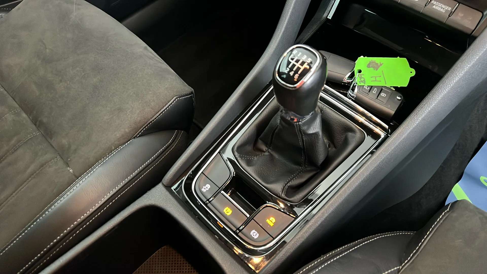 2018 SKODA KAROQ 2018 SKODA KAROQ