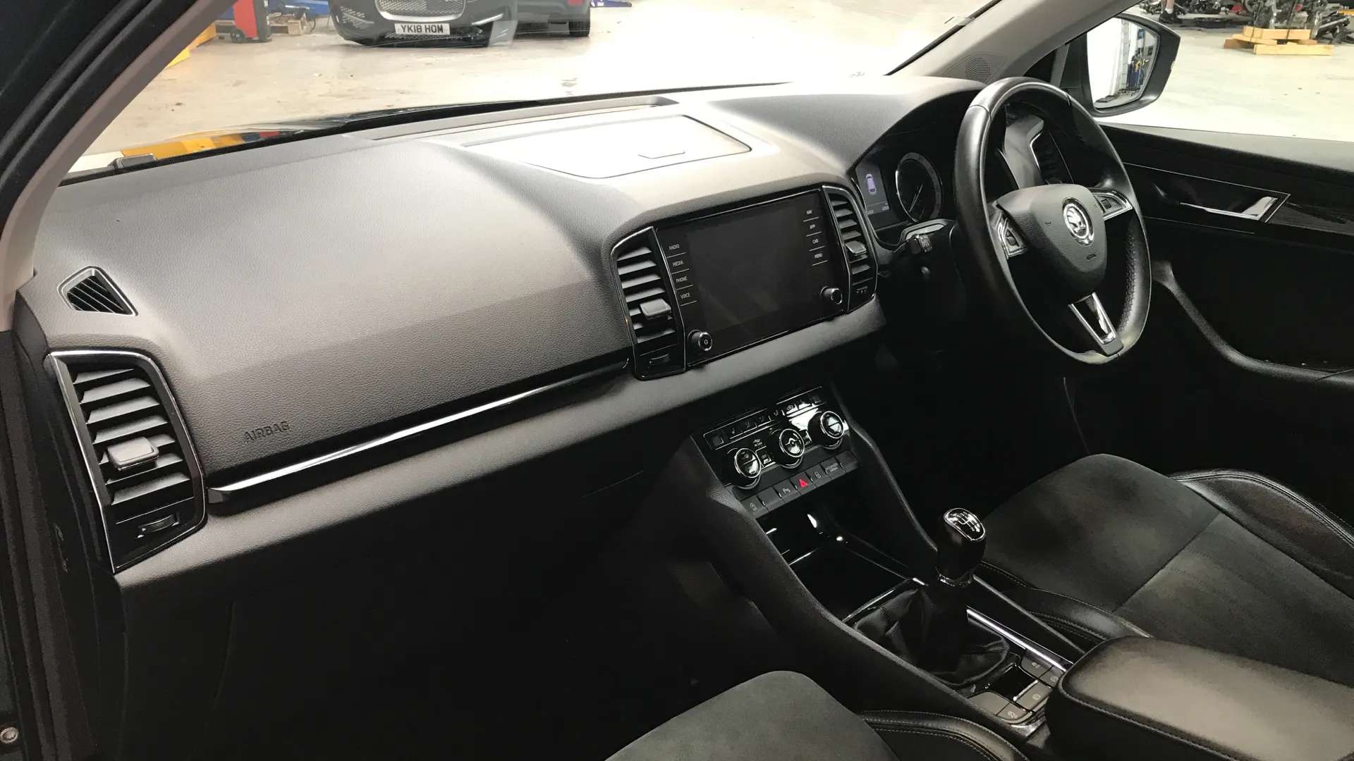 2018 SKODA KAROQ 2018 SKODA KAROQ