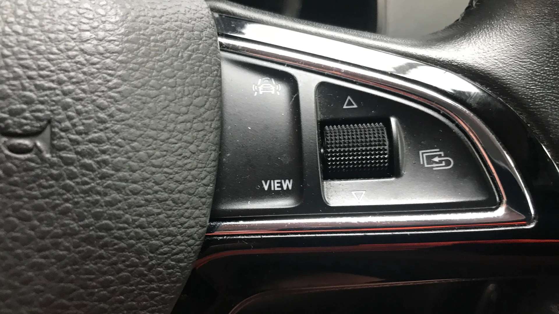 2018 SKODA KAROQ 2018 SKODA KAROQ