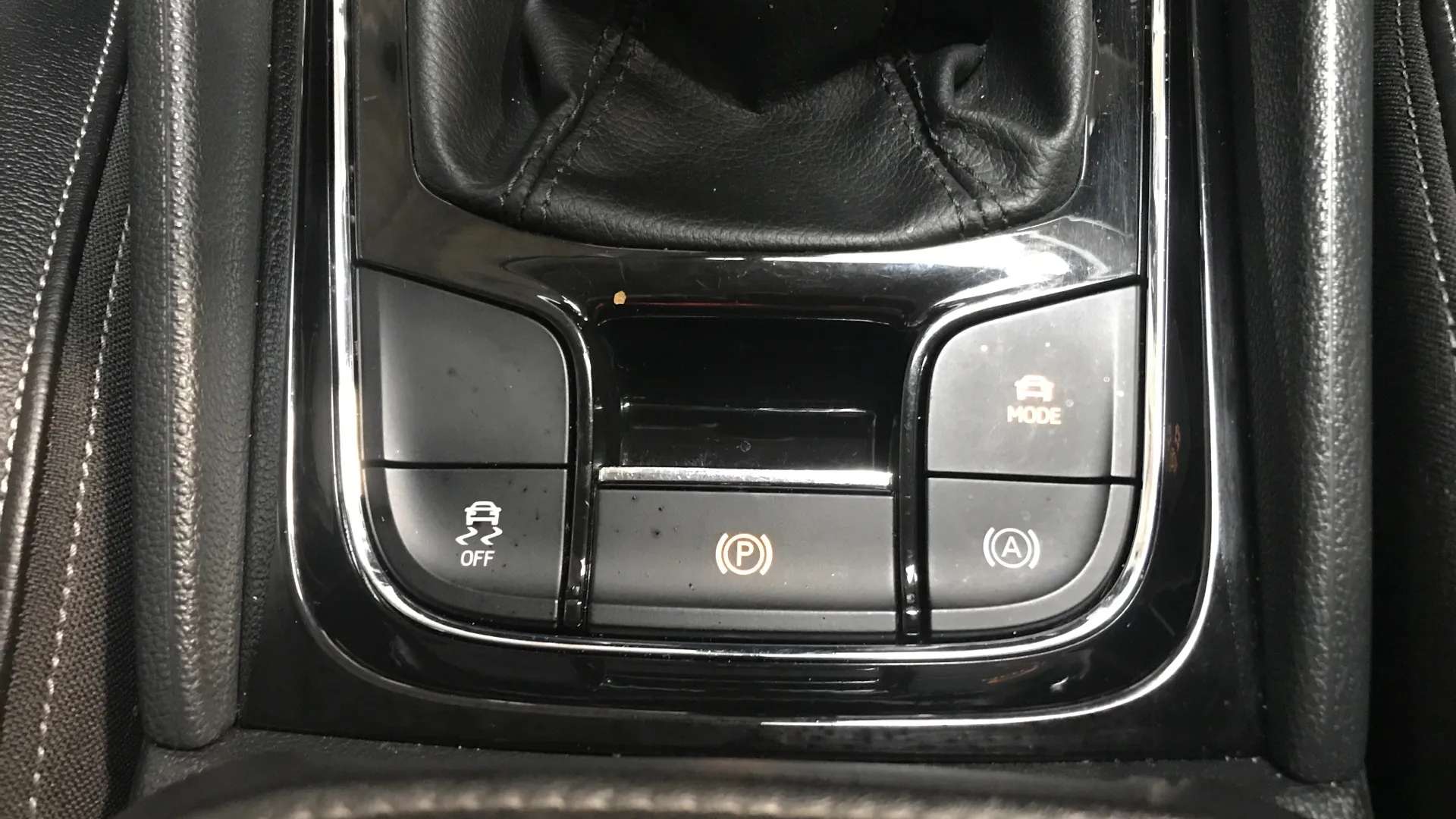 2018 SKODA KAROQ 2018 SKODA KAROQ