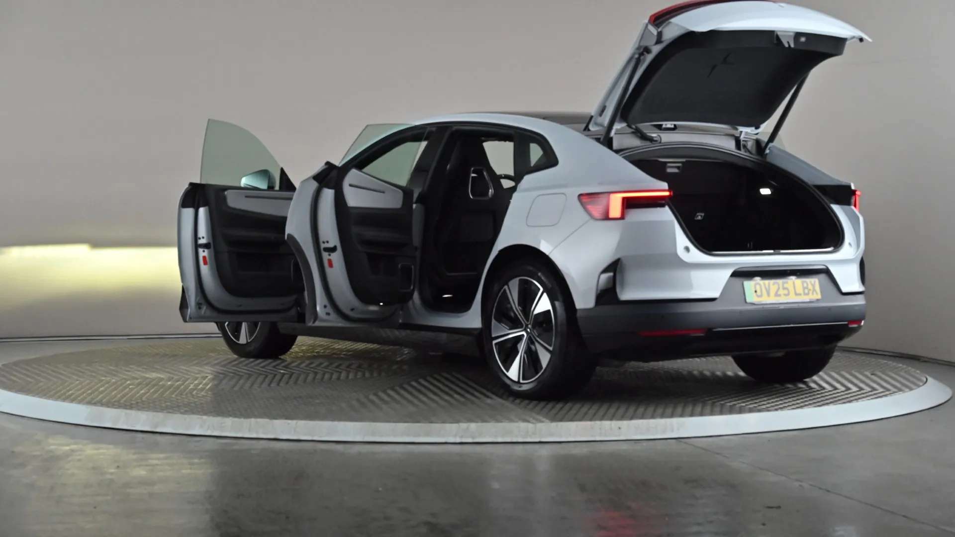 2025 POLESTAR 4 2025 POLESTAR 4