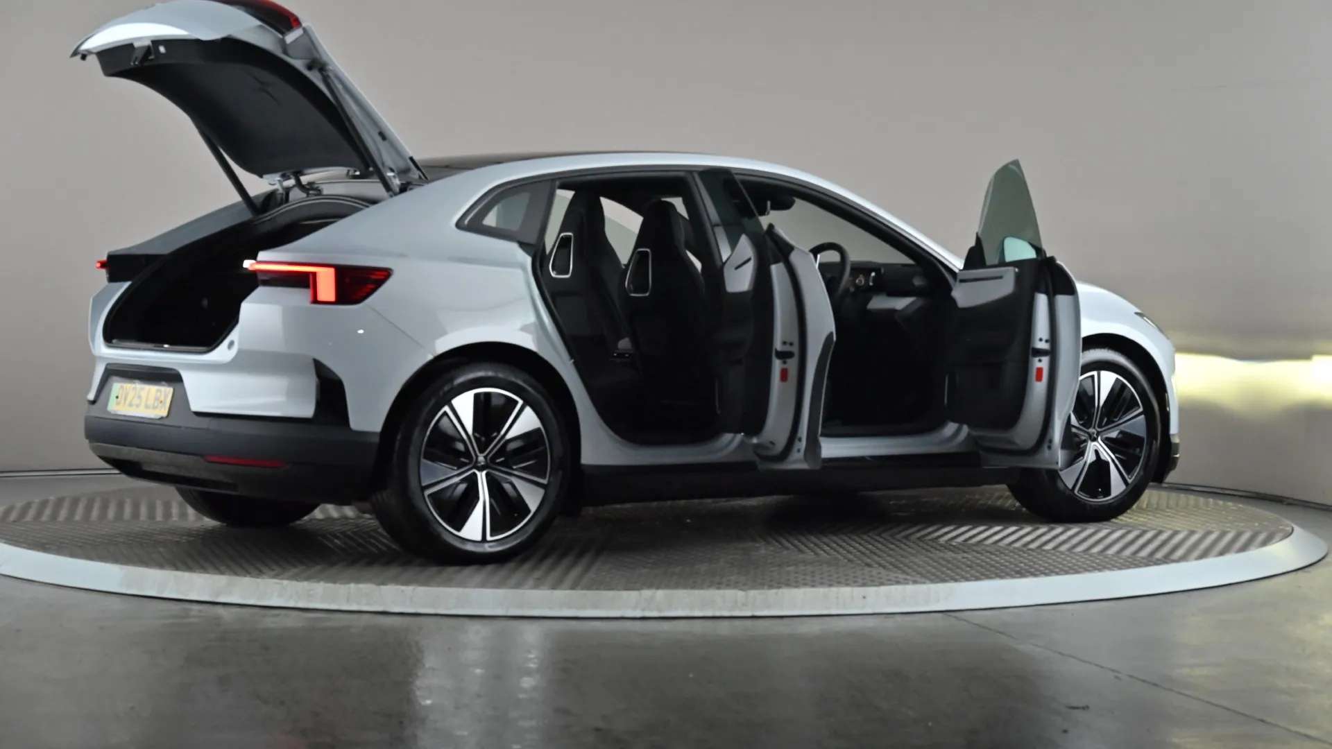 2025 POLESTAR 4 2025 POLESTAR 4