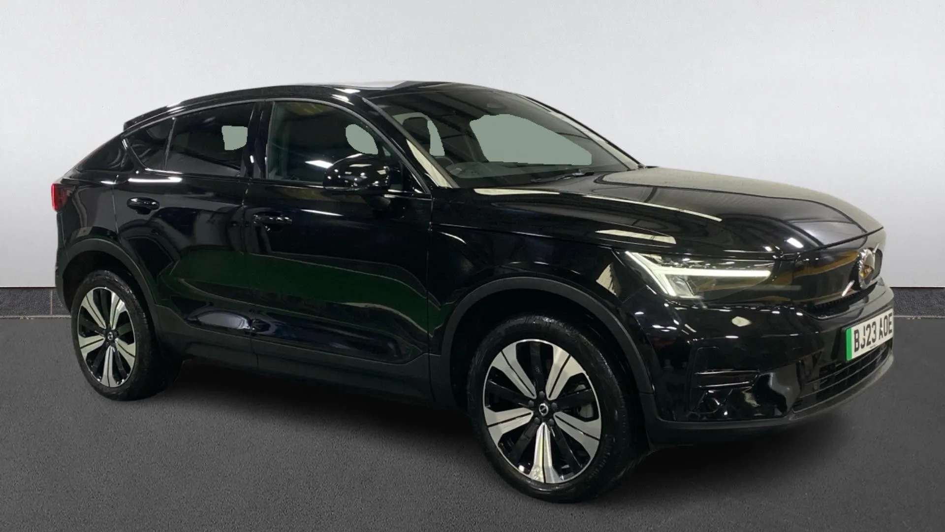 A 2023 VOLVO C40 170kW Recharge Core 69kWh Auto A 2023 VOLVO C40 170kW Recharge Core 69kWh Auto