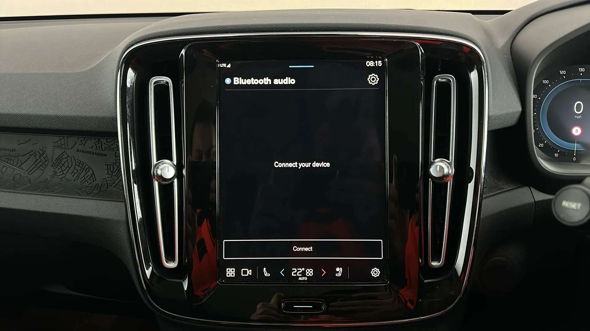 2023 VOLVO C40 2023 VOLVO C40