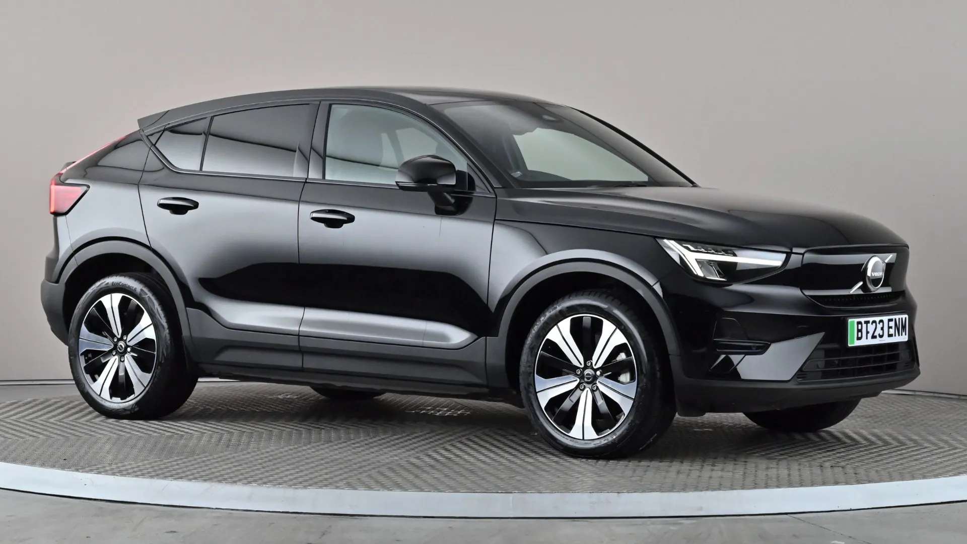 A 2023 VOLVO C40 170kW Recharge Core 69kWh Auto A 2023 VOLVO C40 170kW Recharge Core 69kWh Auto