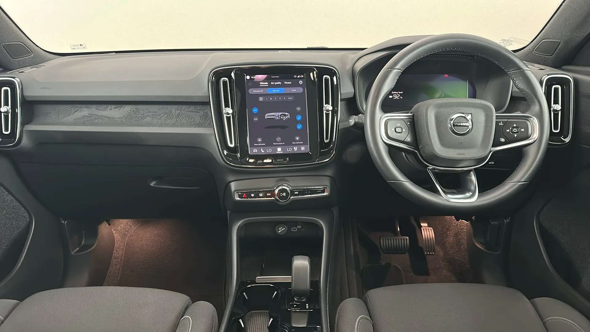 2023 VOLVO C40 2023 VOLVO C40