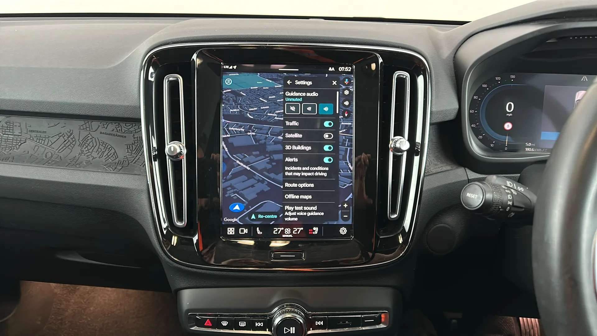 2022 VOLVO C40 2022 VOLVO C40