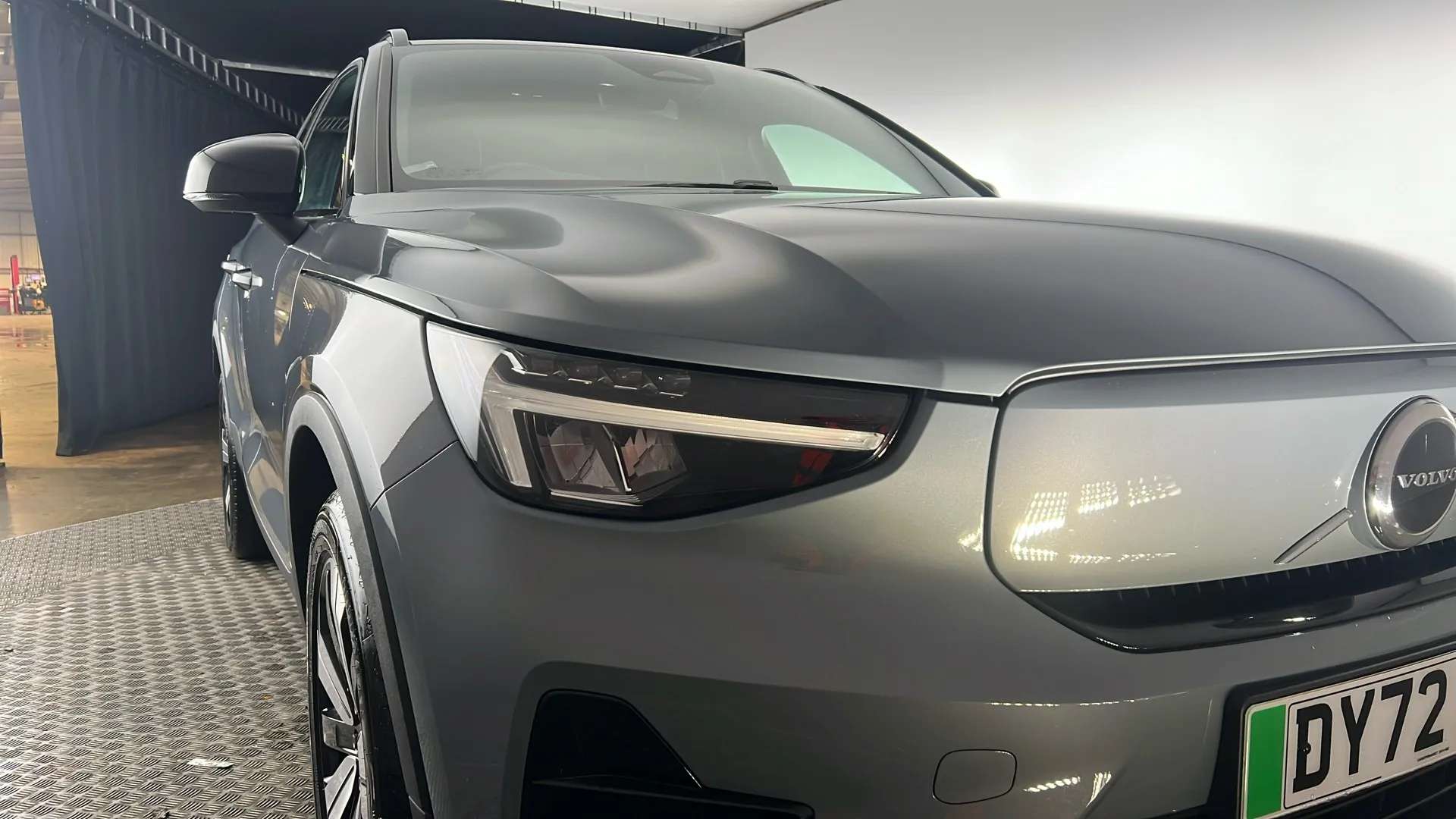 2022 VOLVO XC40 2022 VOLVO XC40