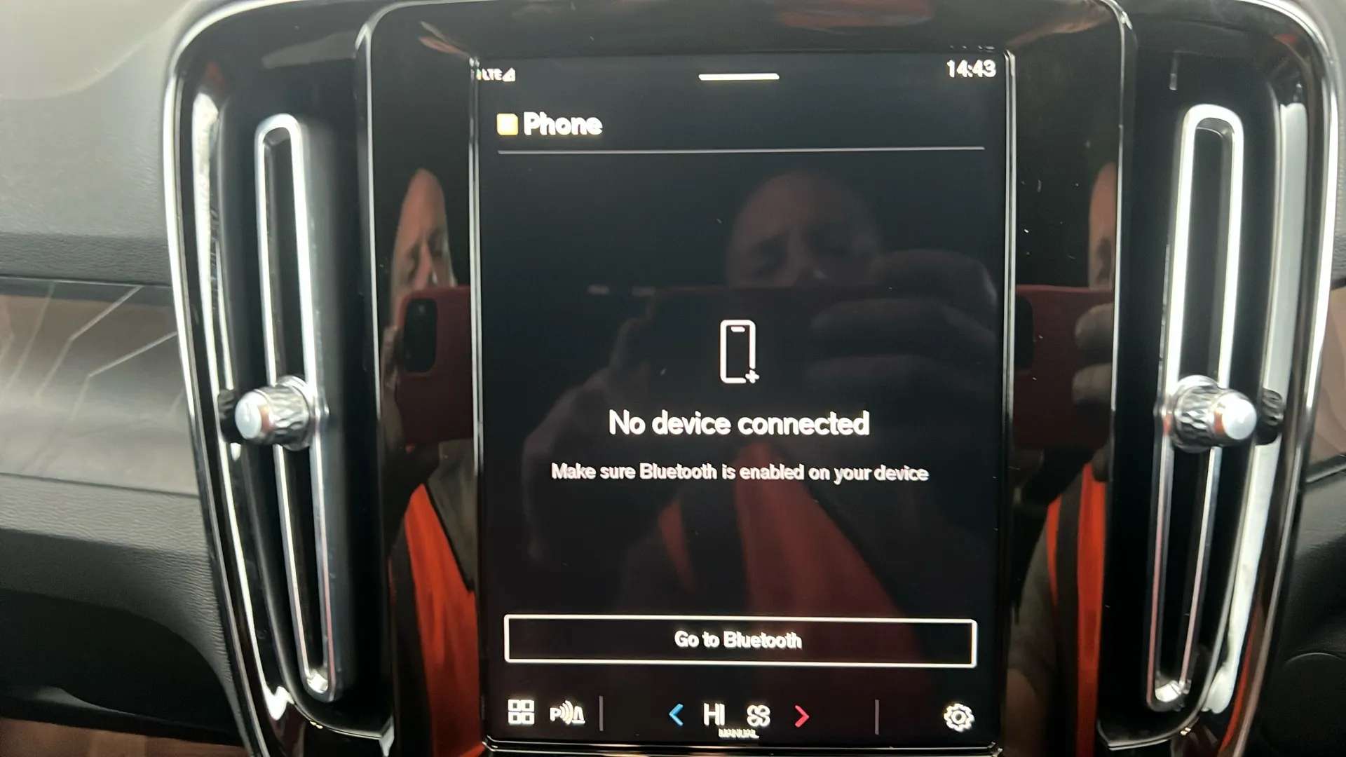 2022 VOLVO XC40 2022 VOLVO XC40